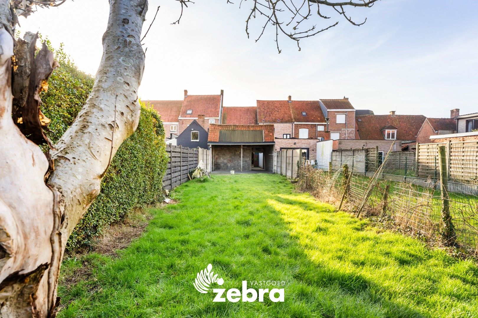 Hoofdfoto van de publicatie: Te renoveren woning met 3 slaapkamers op een boogscheut van centrum Izegem!