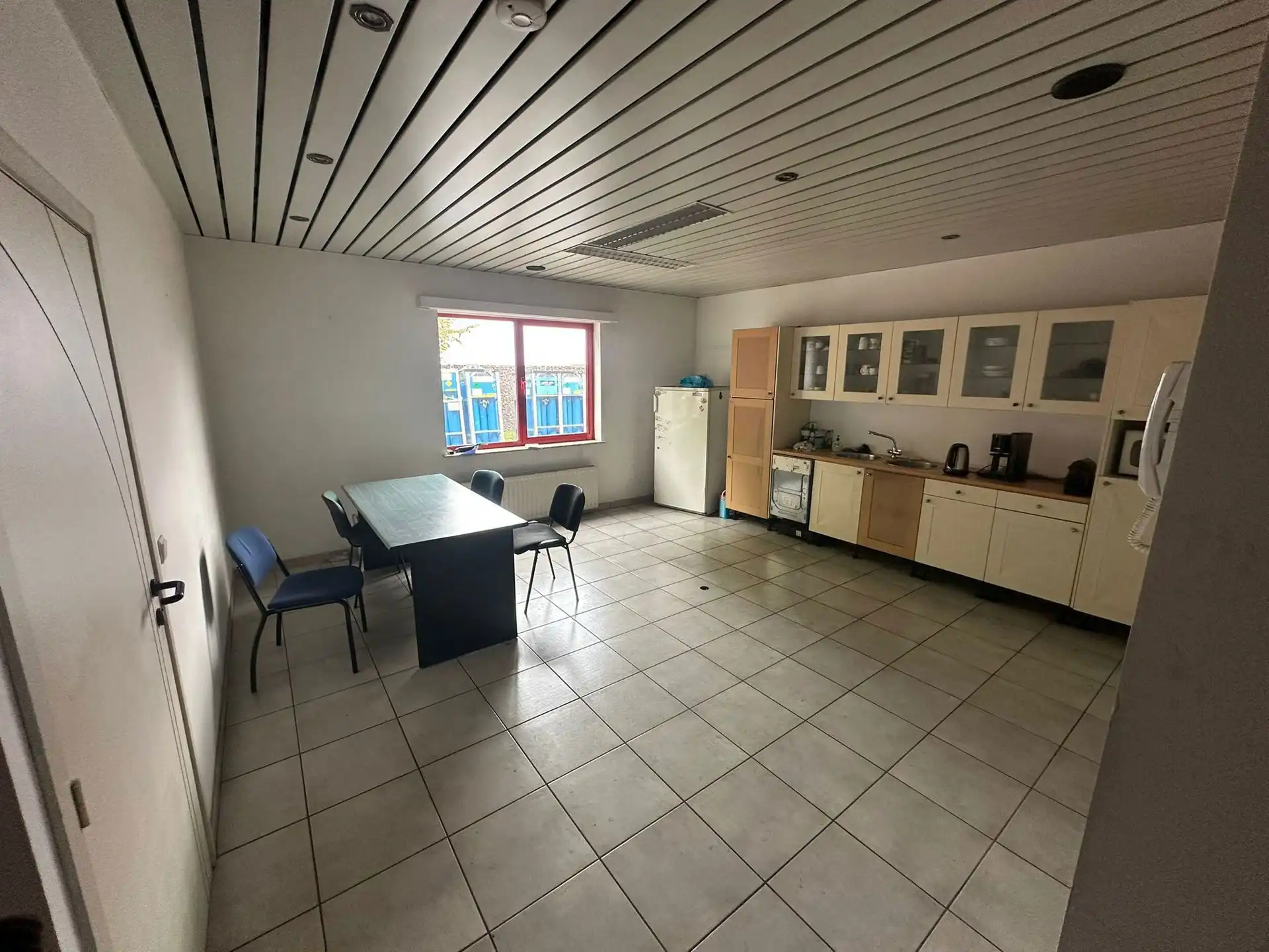 IN OPTIE ❗️ Uitstekend gelegen Bedrijfspand in industriezone Malle foto 11