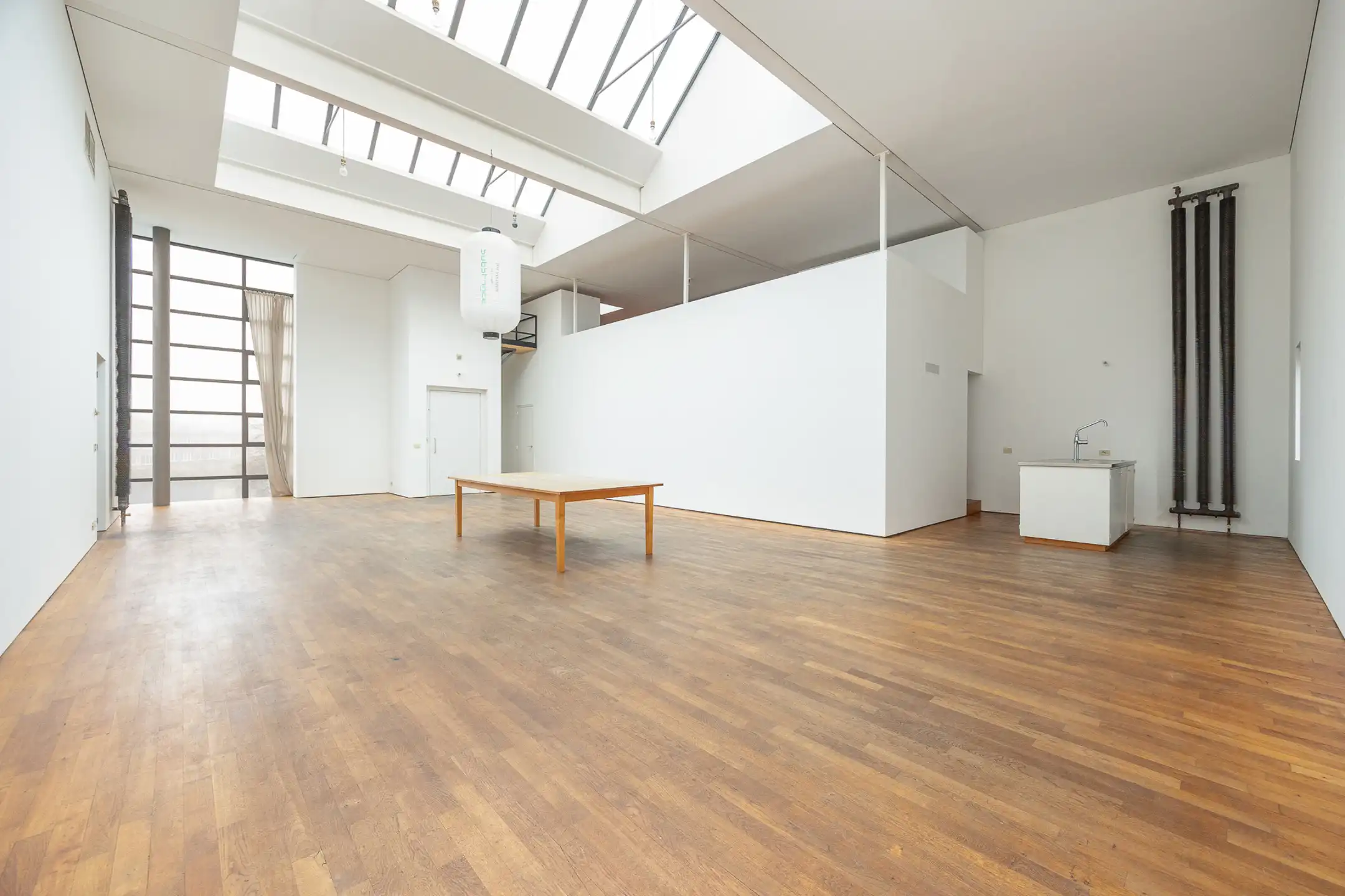 WILRIJK - Modernistisch huis op centrale locatie foto 2