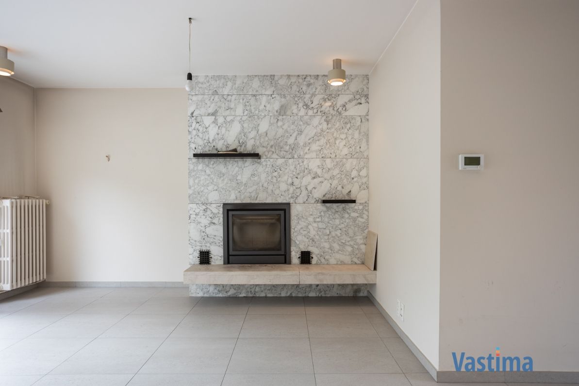 Lichtrijke villa met royale tuin vlak bij natuur & stadsleven foto 8