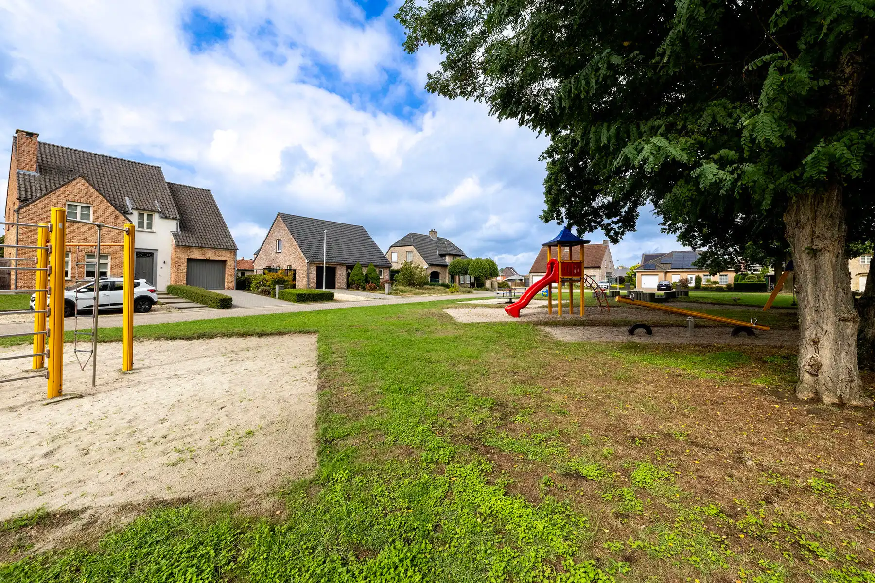 Instapklare open bebouwing met o.a. 3 slaapkamers in Bevel foto 32