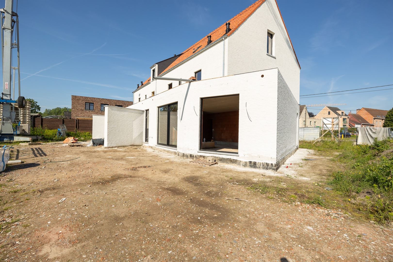 Woning met 4 slaapkamers en apart bureau met Zuid tuin.  foto 8