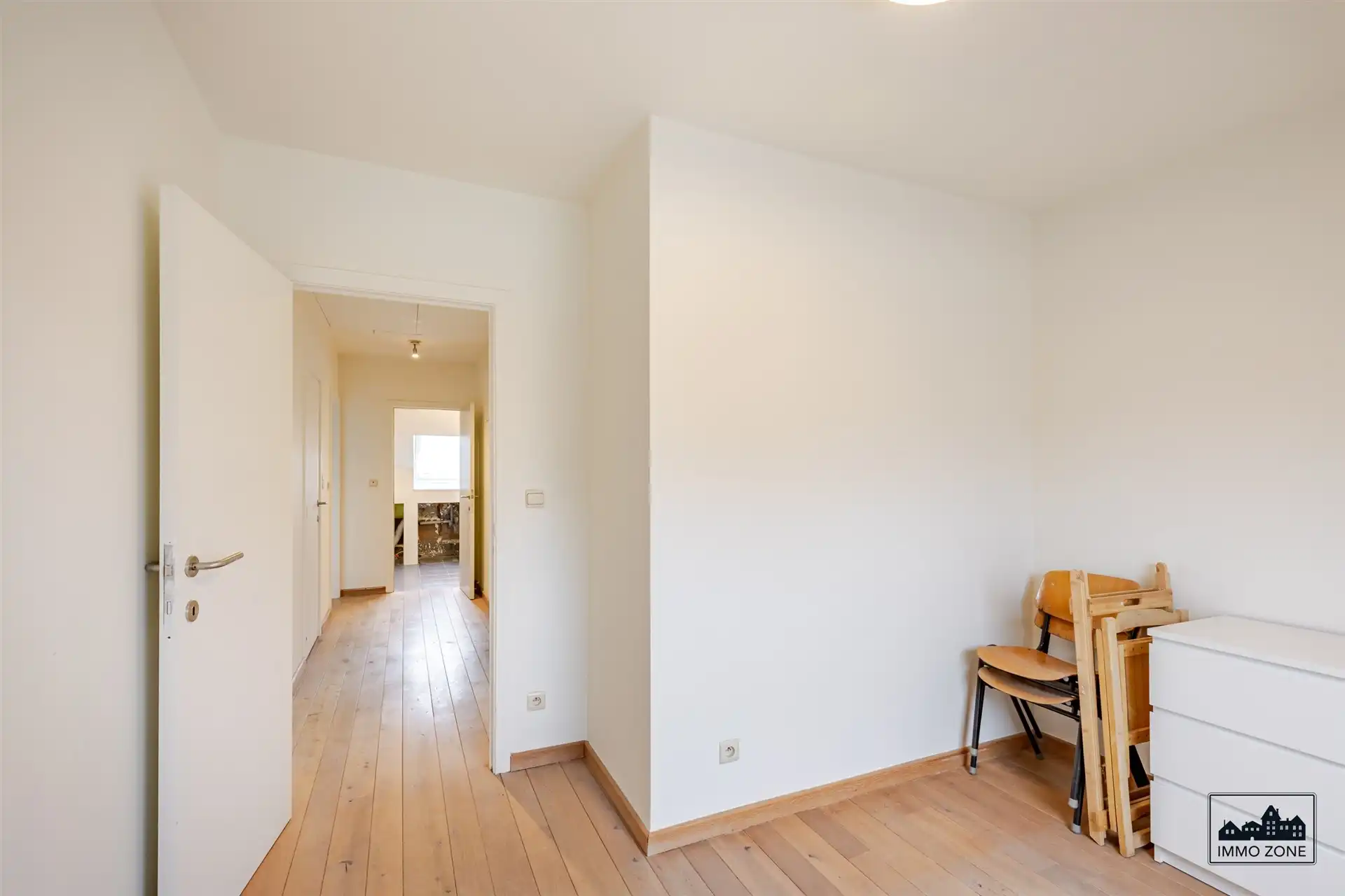 Ruim dakappartement (156 m²) met terras & garage foto 13