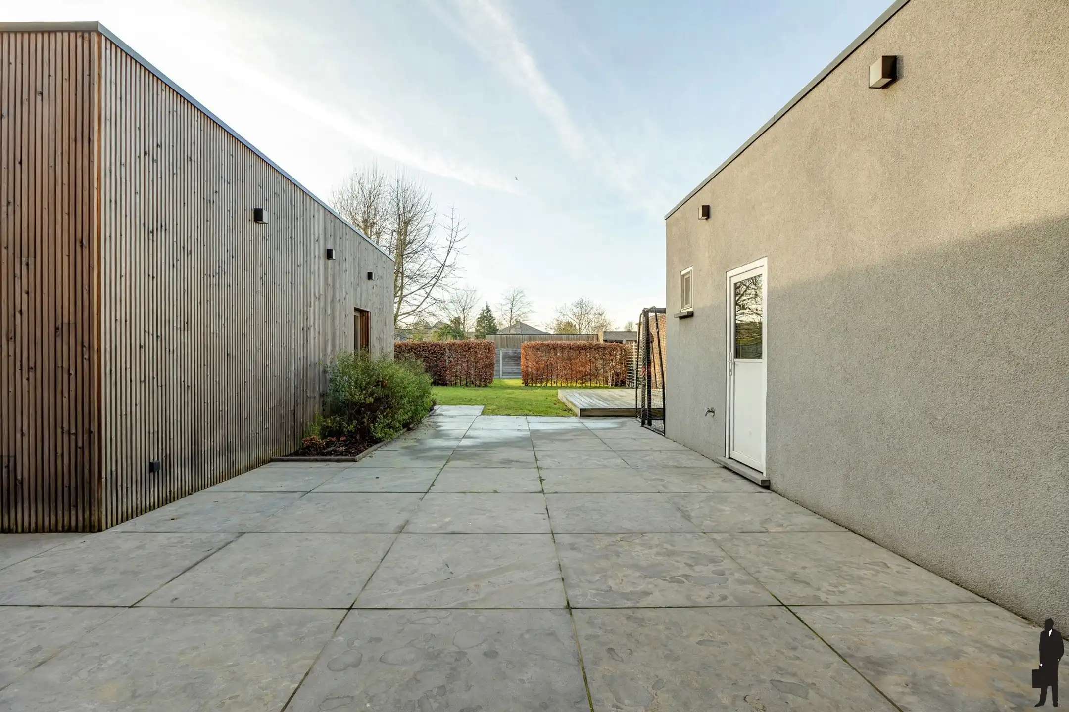 Instapklare, gerenoveerde gezinswoning met ruime tuin foto 18