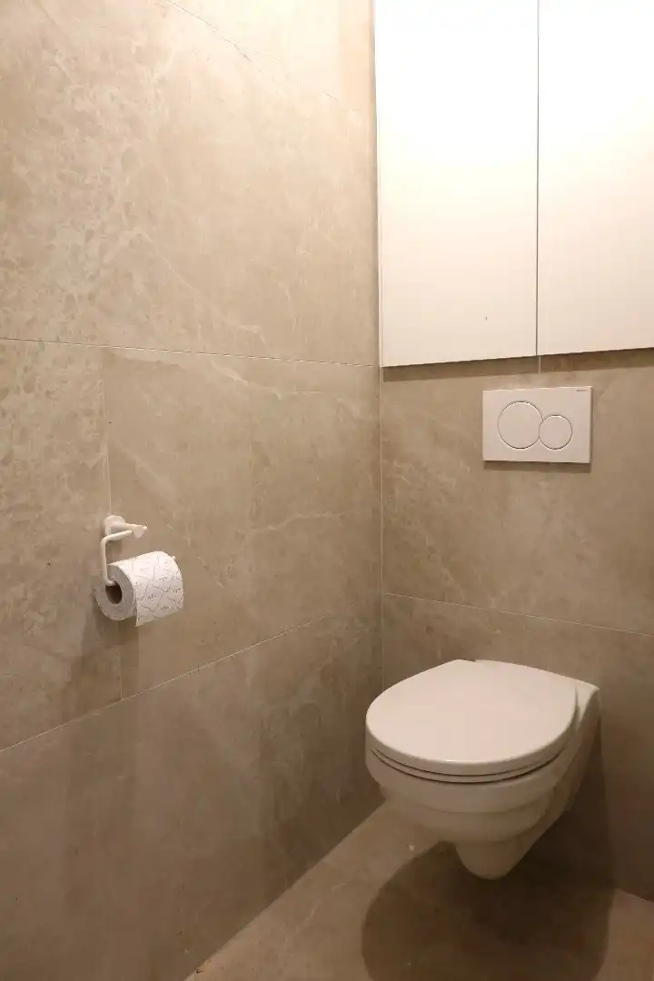 Prachtig appartement van 108,43 m² met autostaanplaats op uitstekende ligging in hartje Jabbeke foto 9