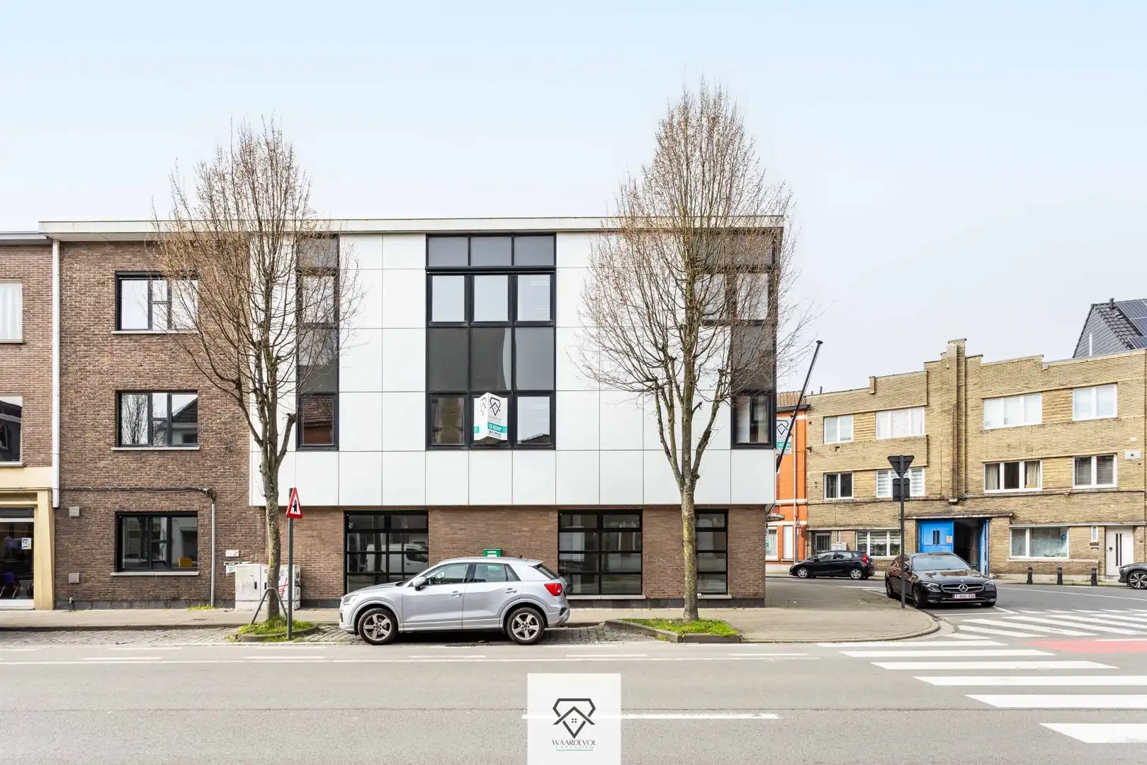 Uniek hoekgebouw (737 m²) in Gent: Direct instapklaar óf herontwikkeling tot appartementen foto 7