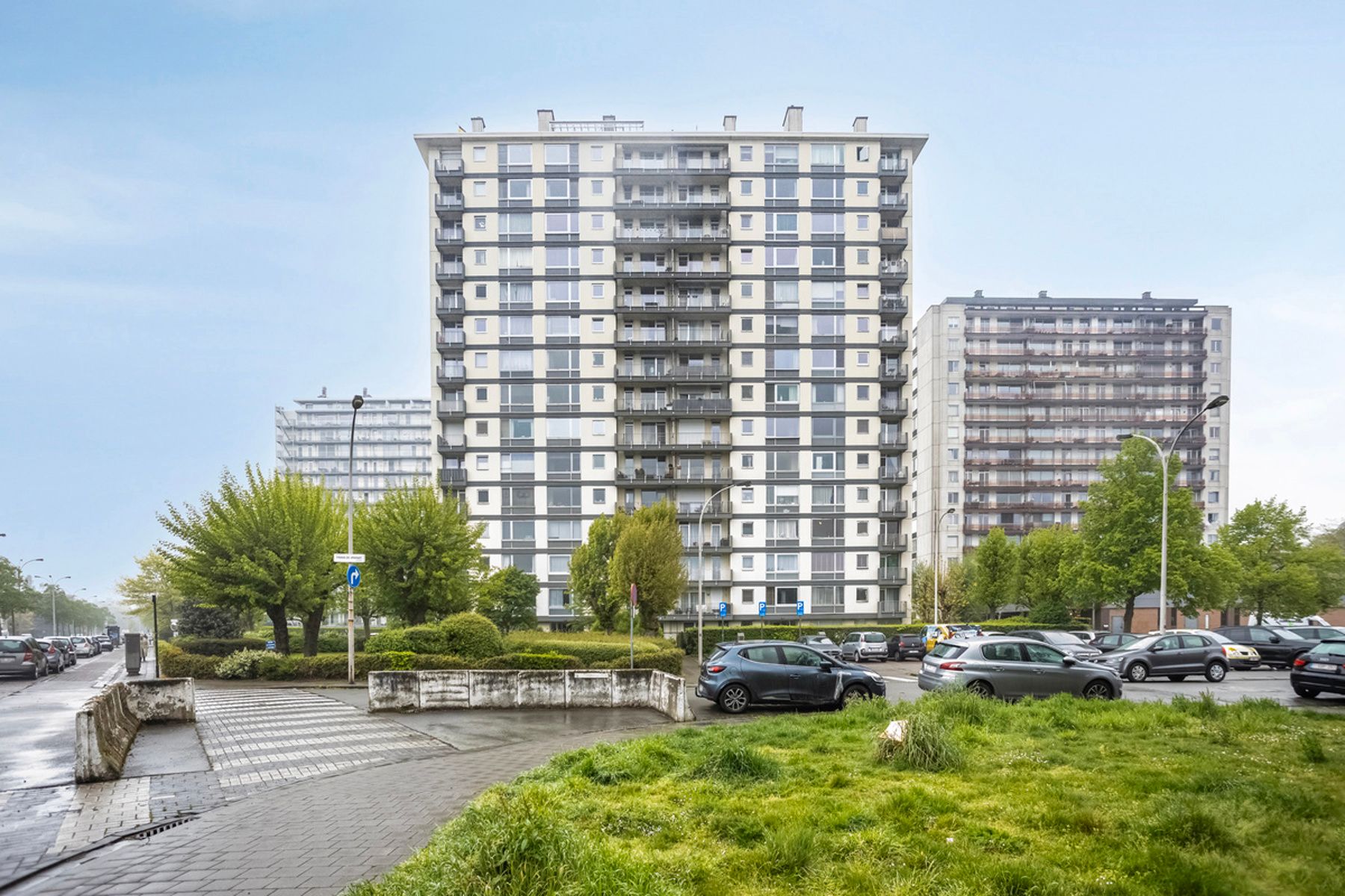 Lichtrijk appartement met 3 slaapkamers en balkon foto 3