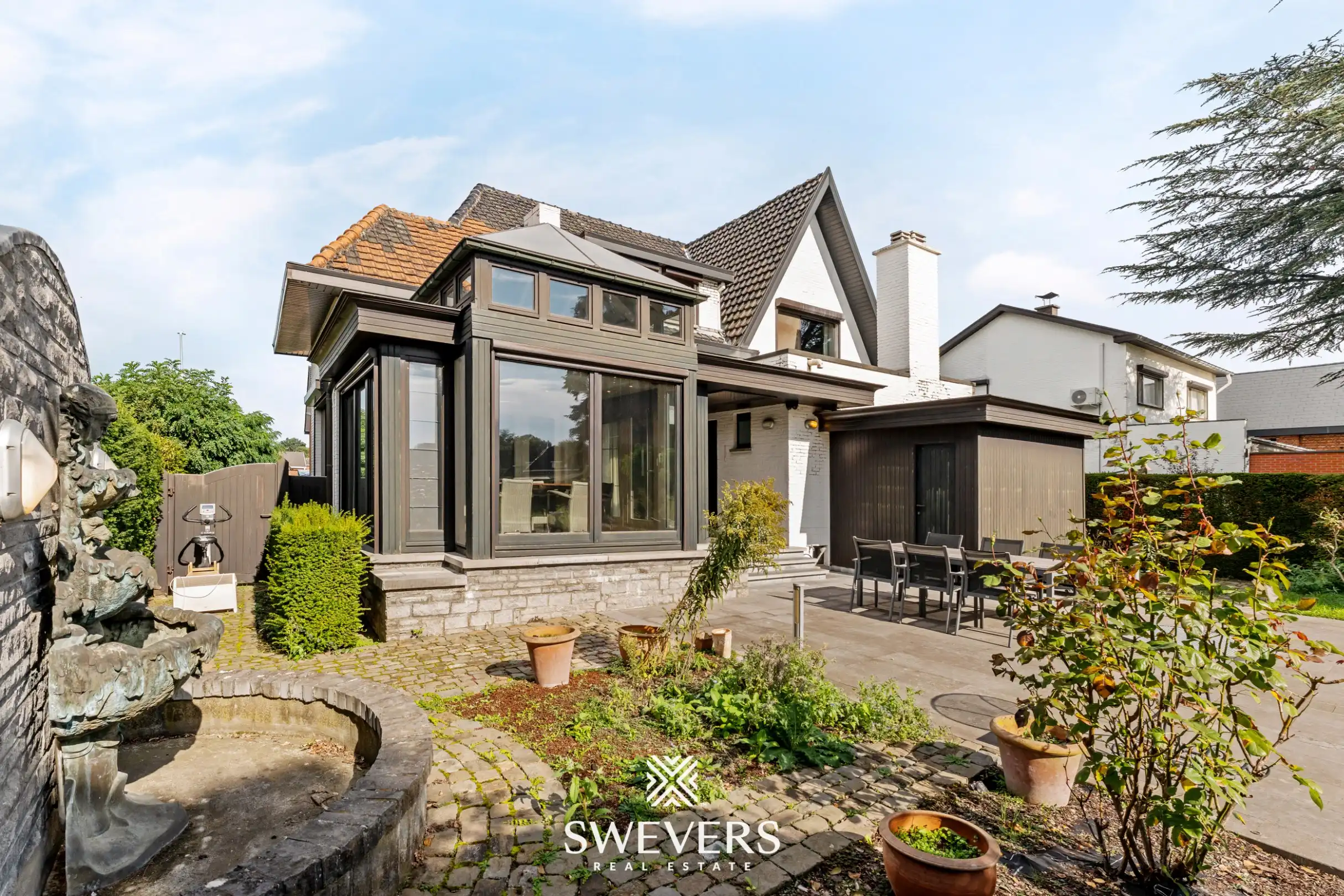 Knappe woning met orangerie, mogelijkheid tot 4 slpk en achterliggende bouwgrond foto 28