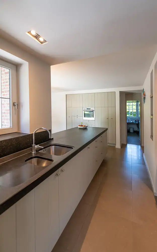 Woning met 4 slaapkamers op een perceel van 15a foto 8