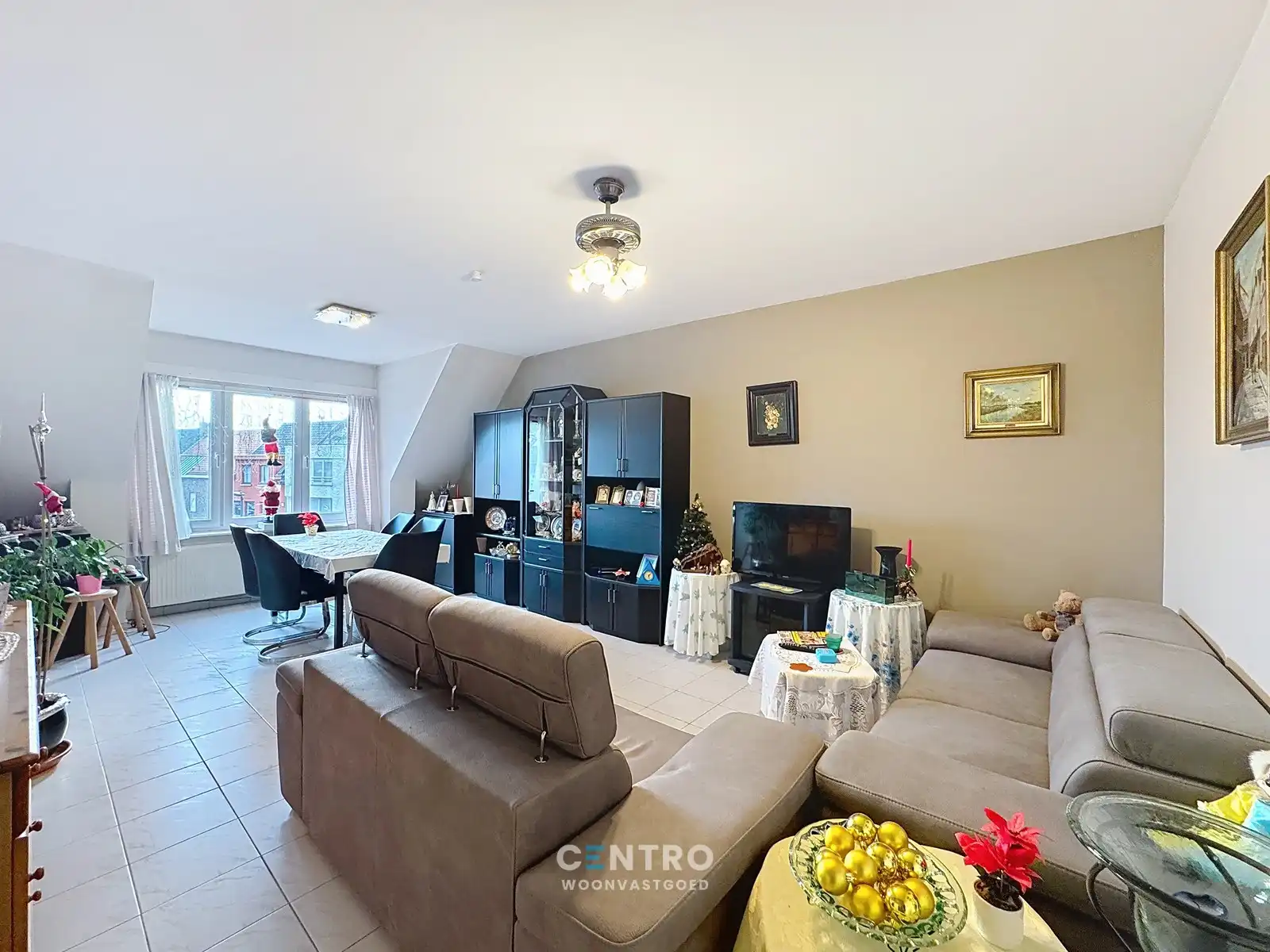 Appartement met 2 slpks in rustige straat te Uitkerke! foto 2