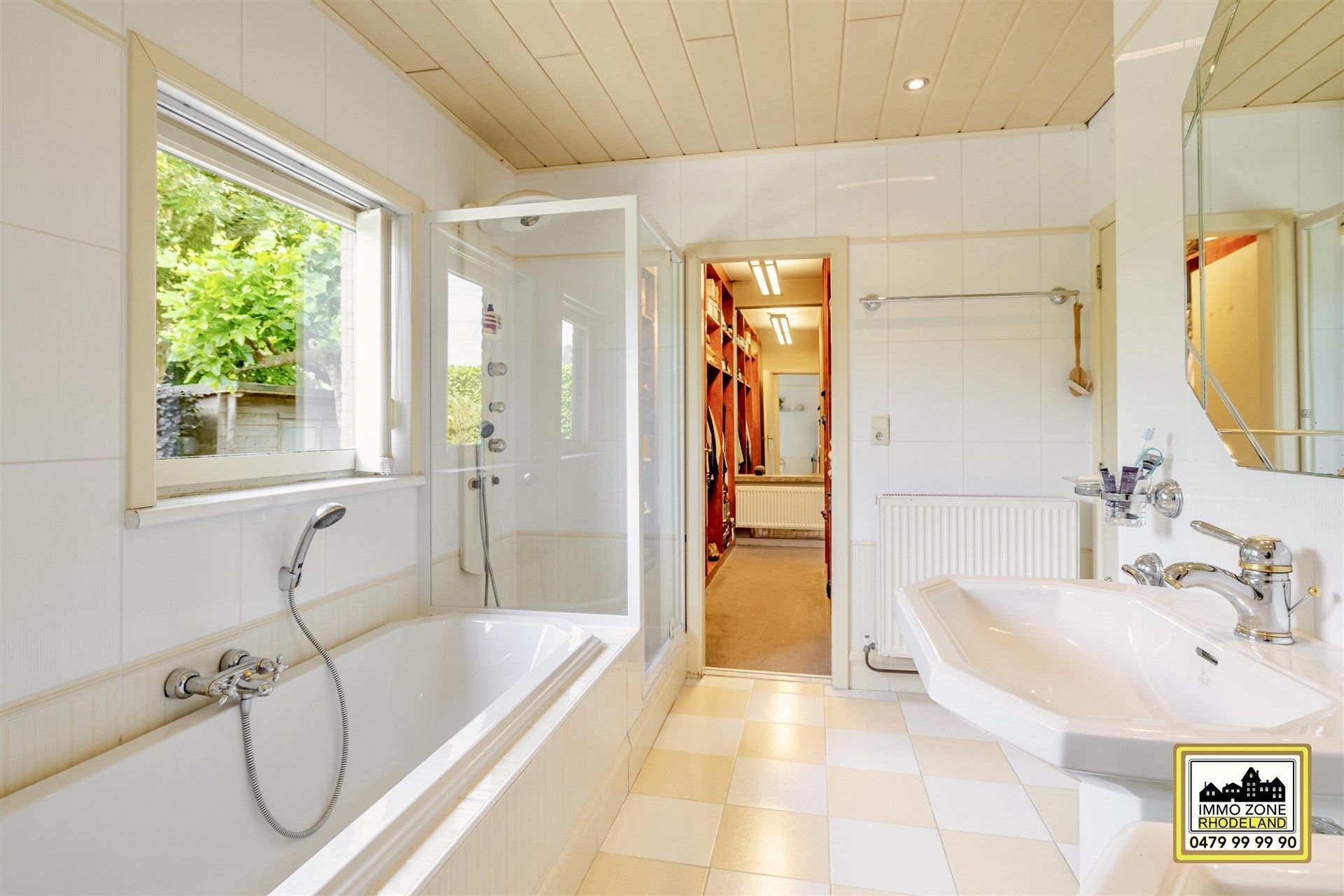 Unieke architecturale open woning in u-vorm met mooie tuin foto 20