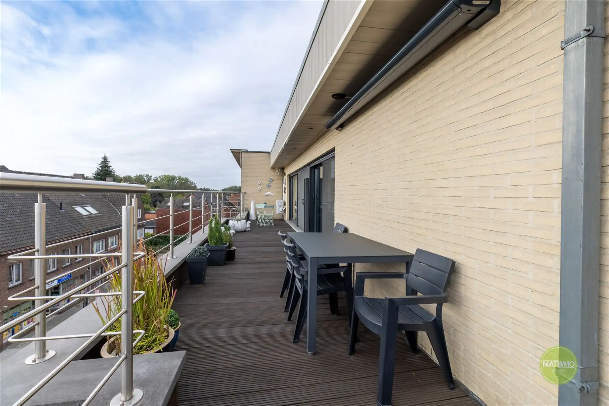 Penthouse met ruim zuidgericht terras en garage in Mol foto 20