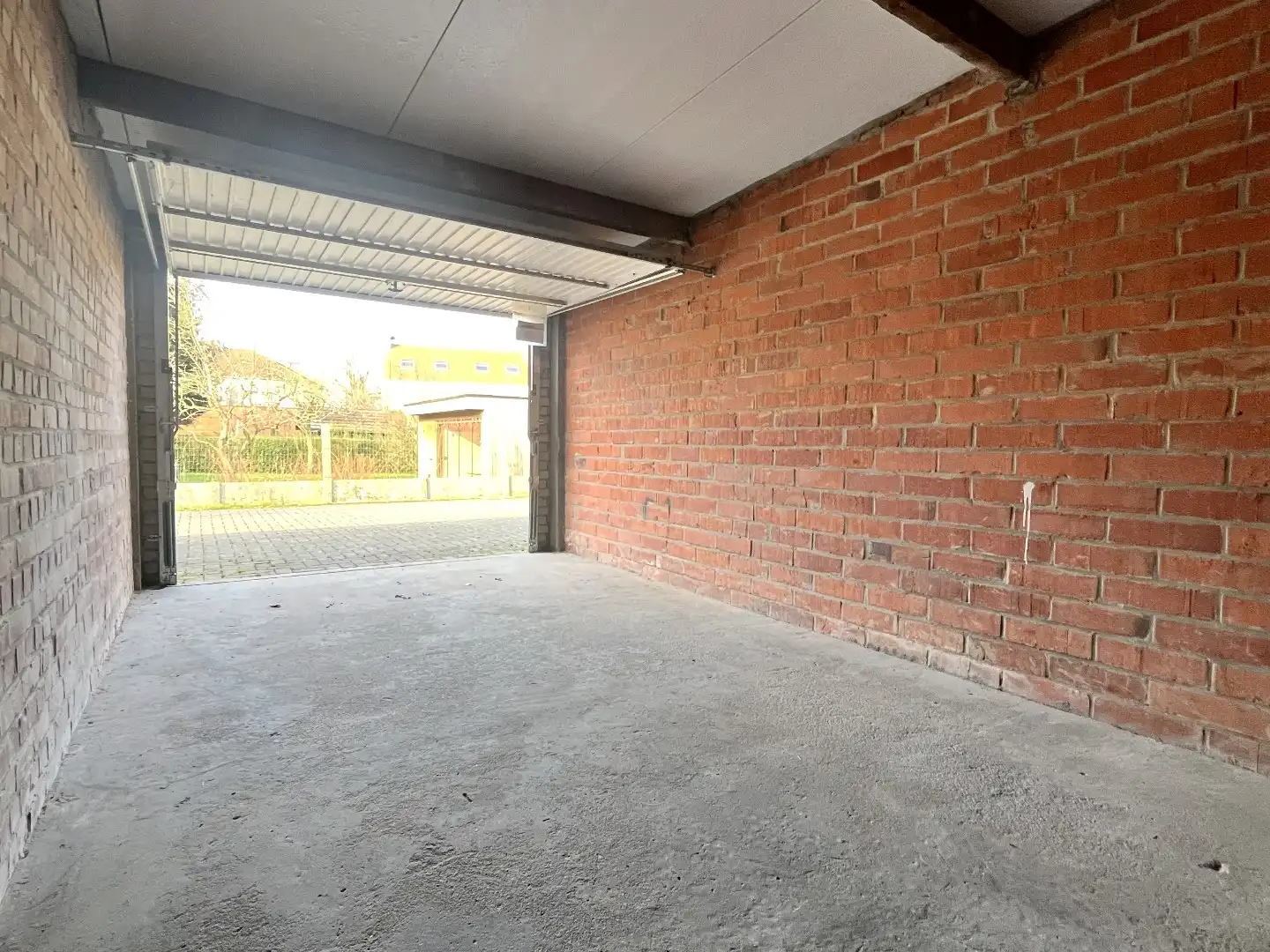 Garagebox in Sint-Andries foto 8