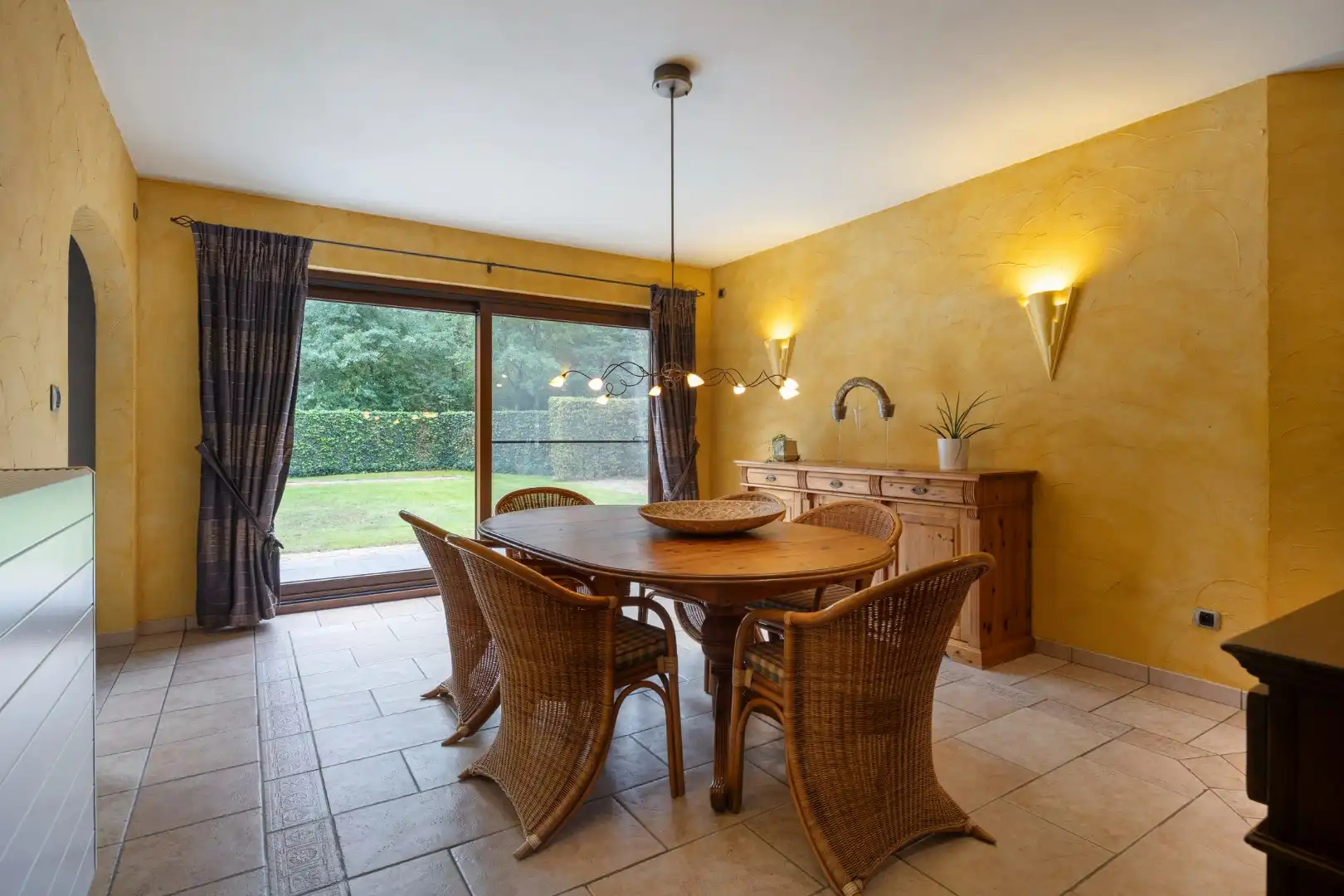 Gezinswoning met 4 slaapkamers in Balen! foto 2