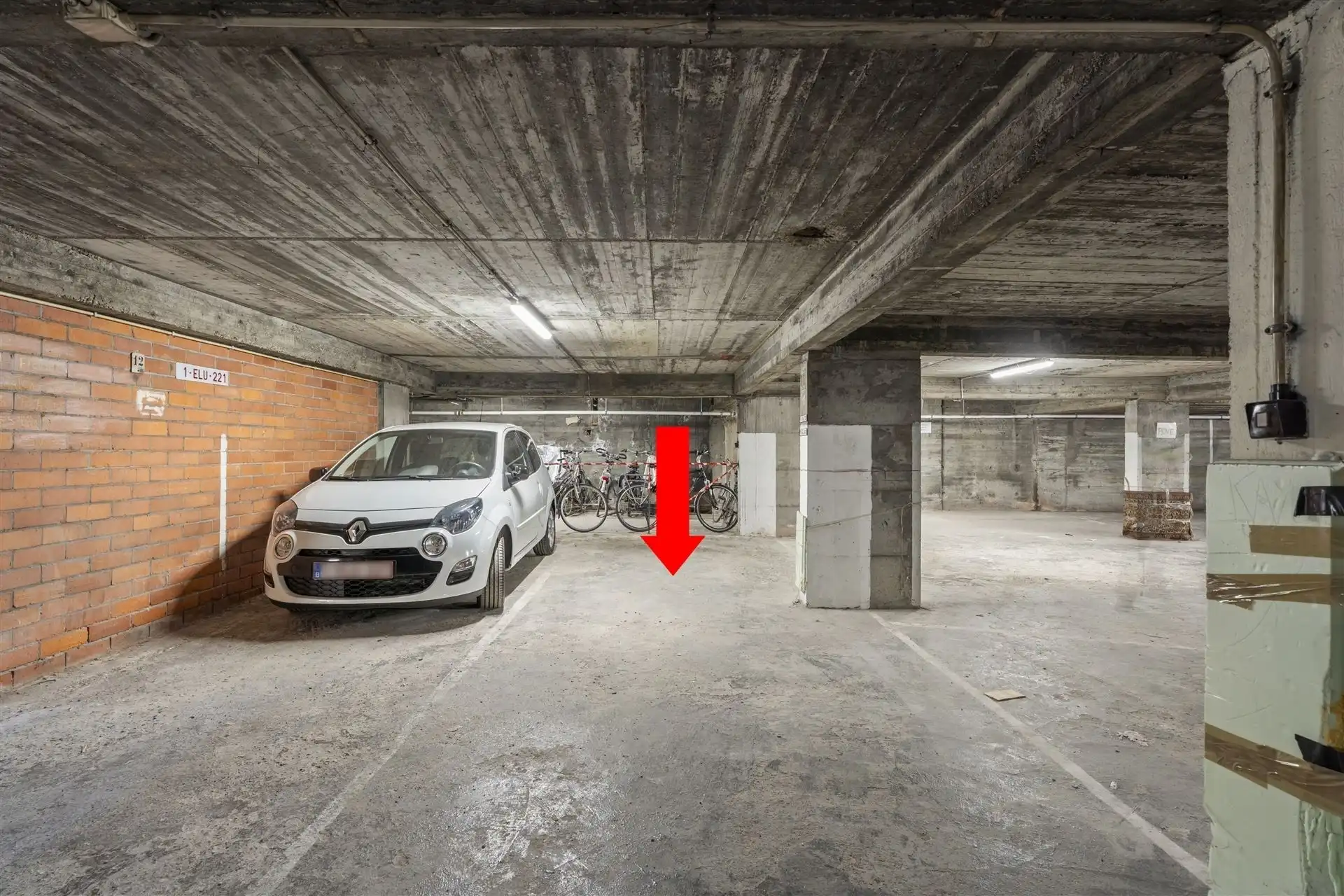 ZEEDIJK / CENTRALE LIGGING  foto 6