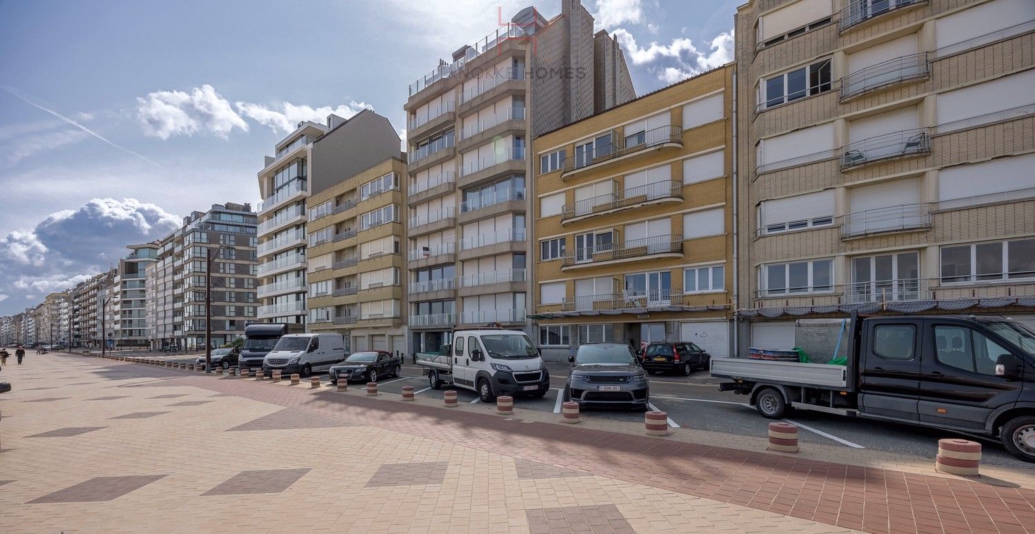 Stijlvol gemeubeld appartement met frontaal zeezicht in Duinbergen foto 20