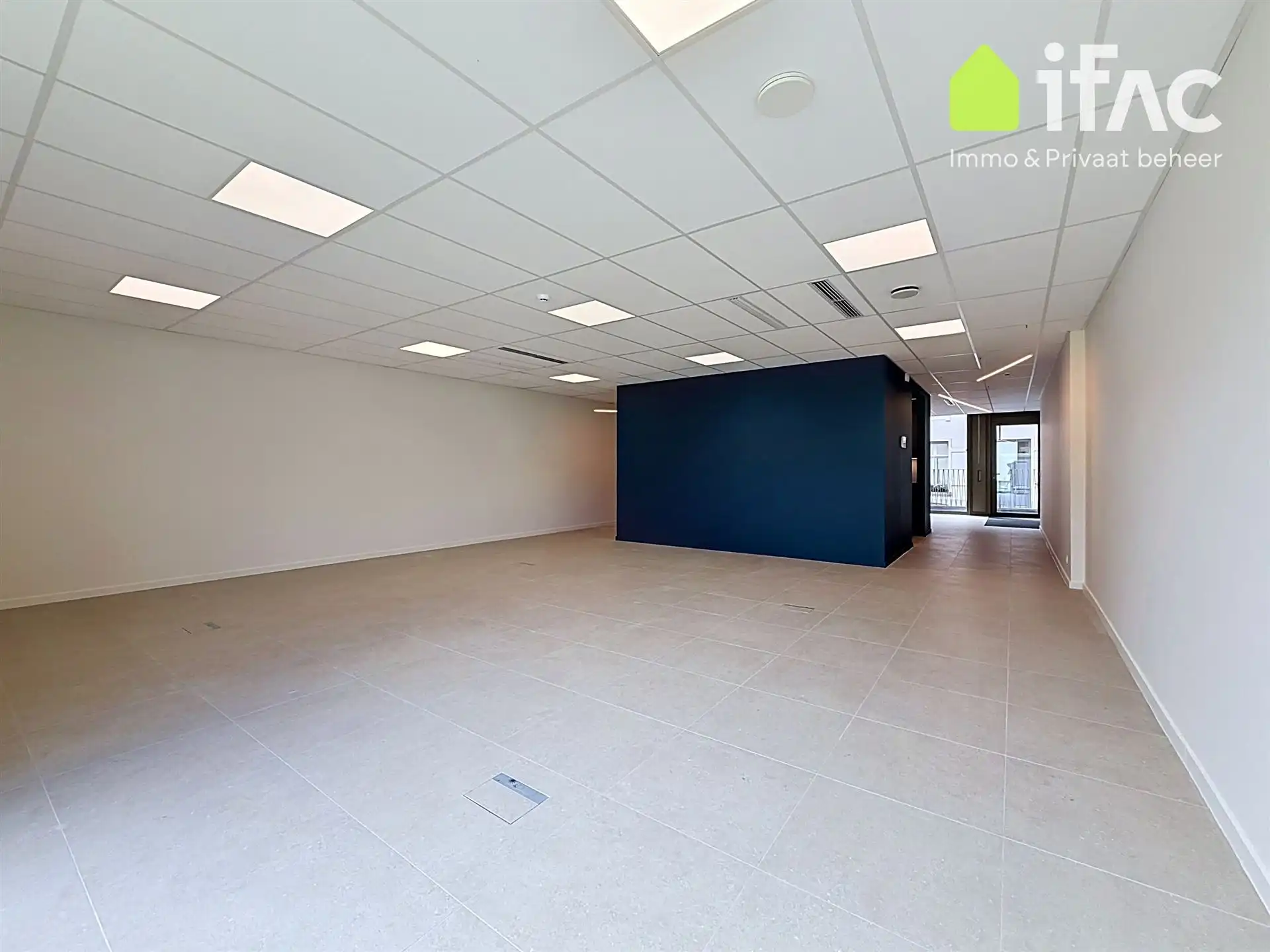 Handelsruimte op uitstekende locatie foto 10