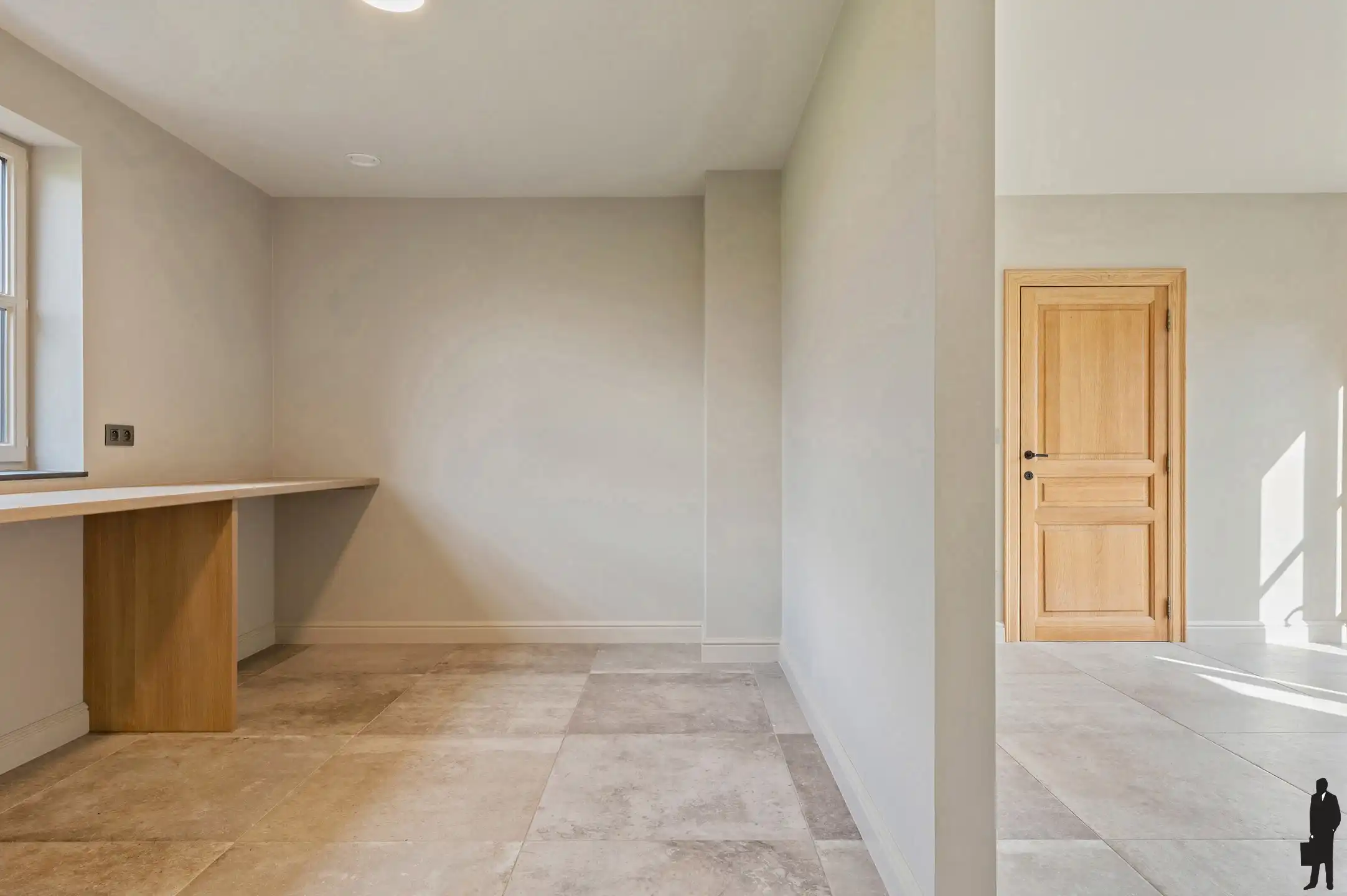 Hoogwaardig, gerenoveerde villa op een perceel van 3.552m² foto 10