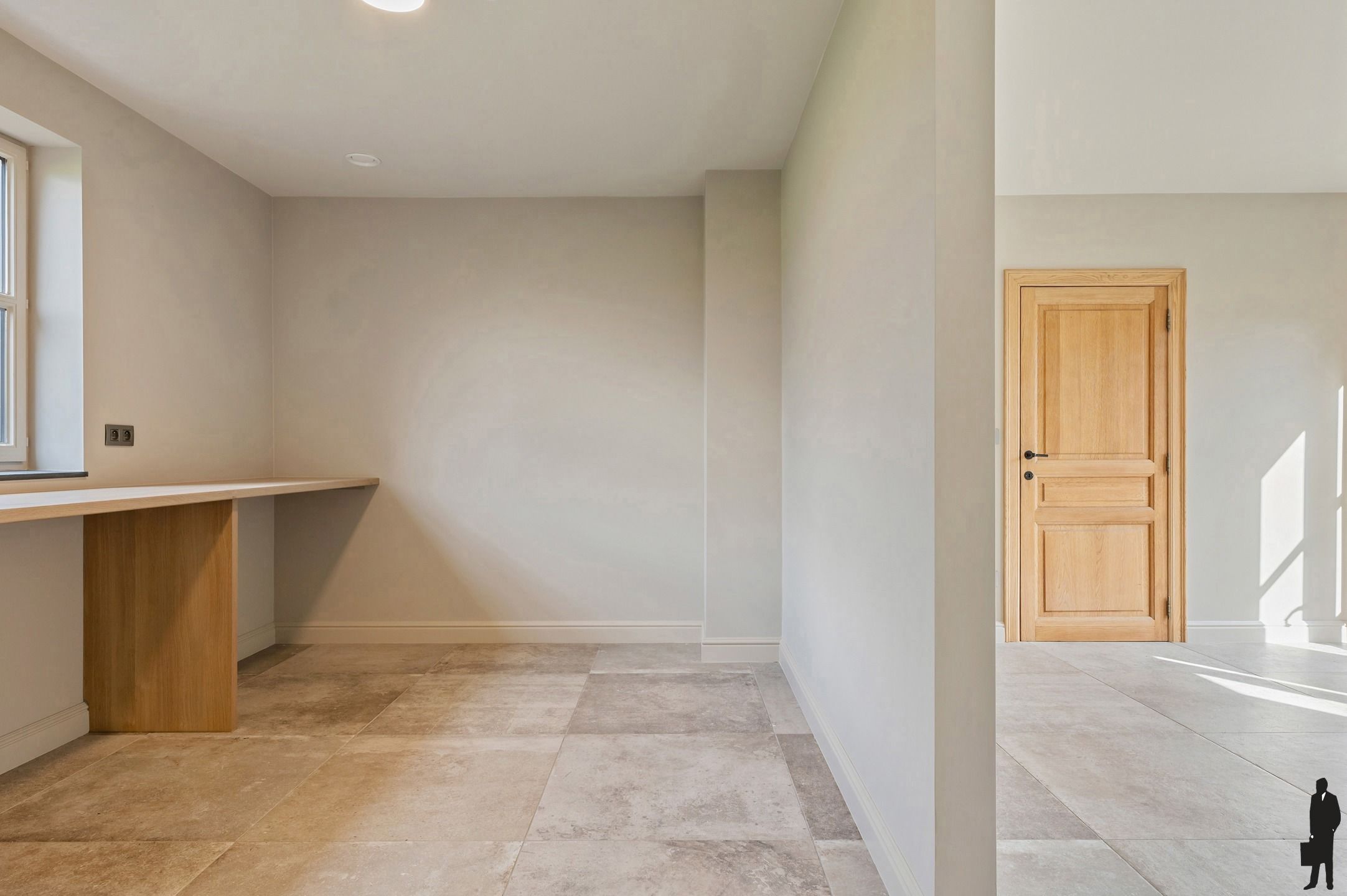 Hoogwaardig, gerenoveerde villa op een perceel van 3.552m² foto 10