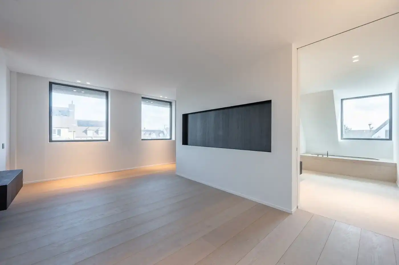 Zeer luxueuze alleenstaande nieuwbouwvilla met zwembad, grote kelder en garage foto 11