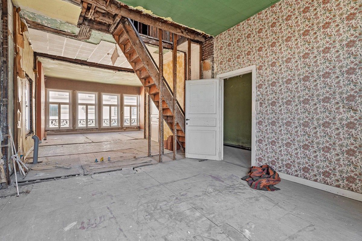 HERENHUIS met HANDEL en WONING te BRUGGE foto 27