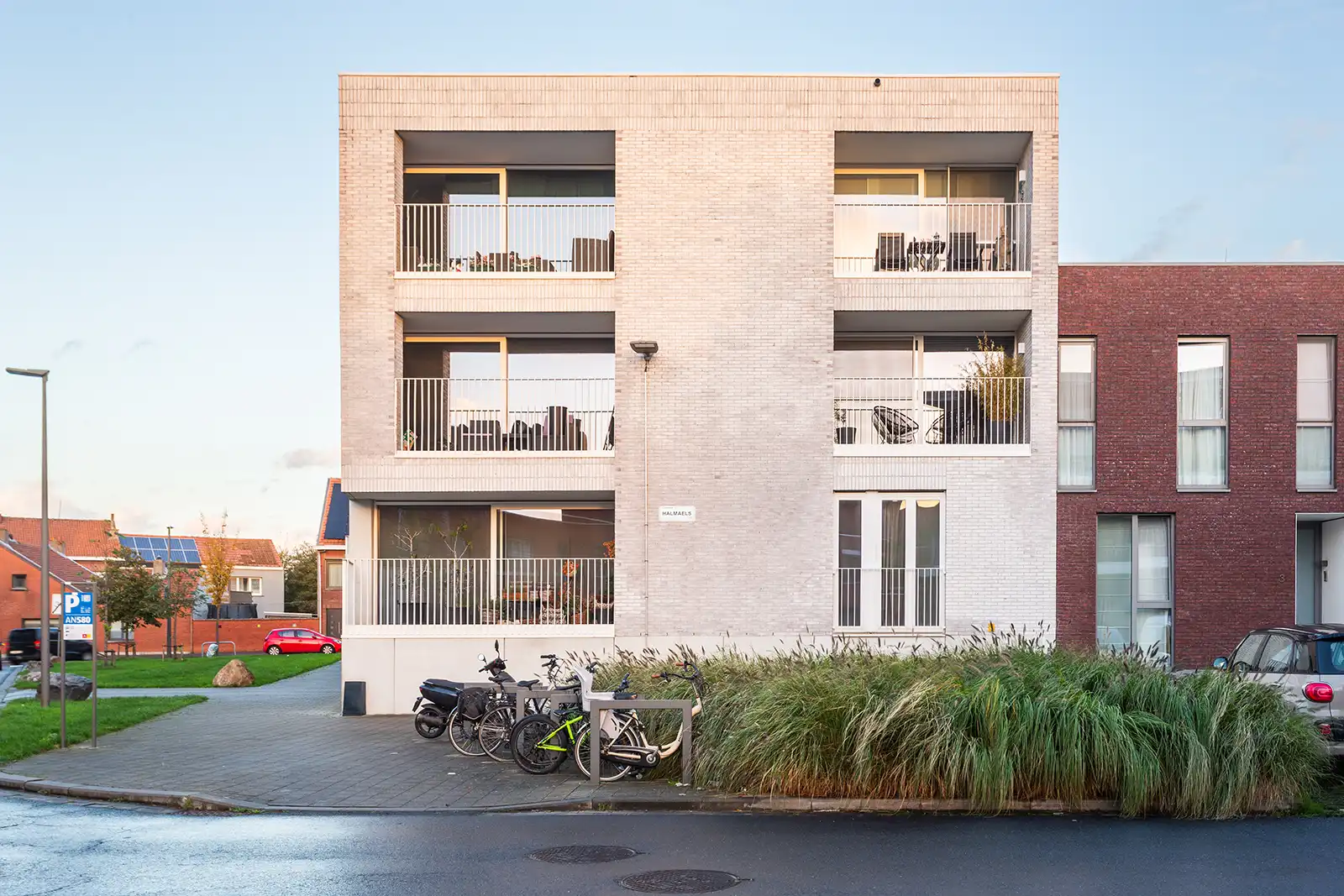 Appartement met 2 slpk., zonneterras en staanplaats foto 24