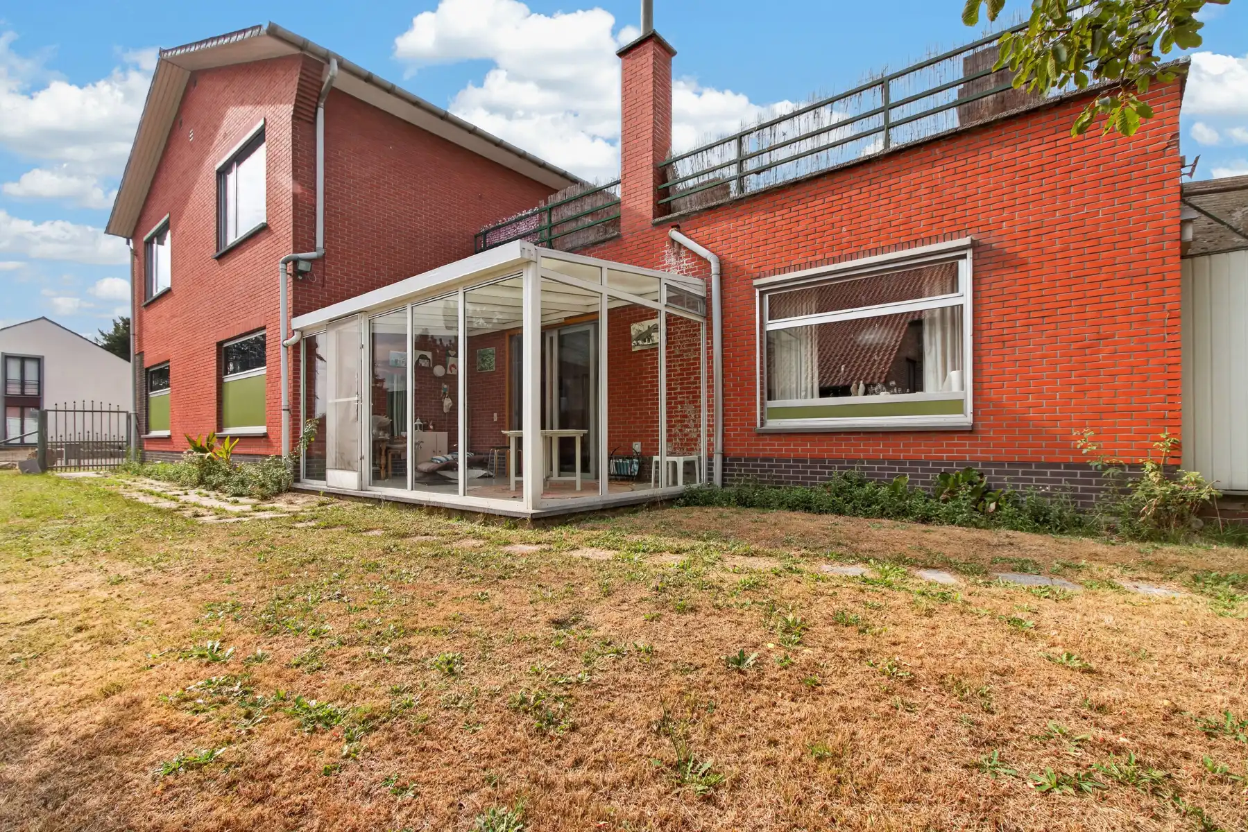 OB + 2 APP + ATELIER + GARAGES + 2 TERRASSEN + TUIN foto 8