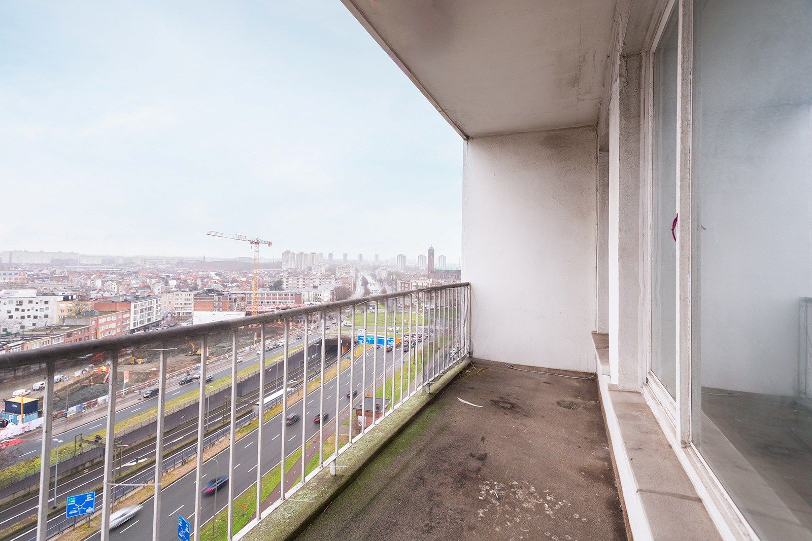 Te renoveren tweeslaapkamerappartement  foto 11