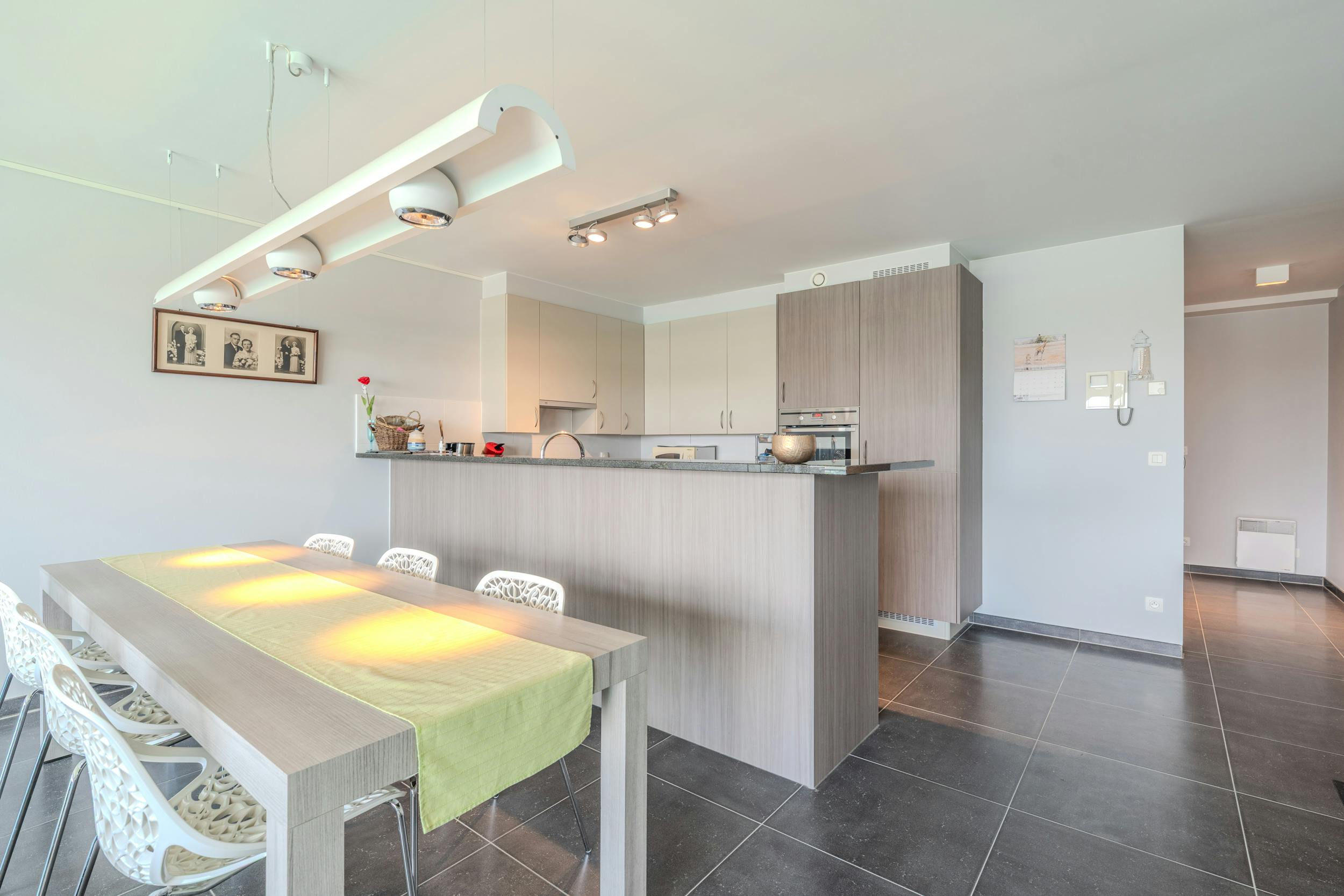 Fantastisch appartement langs de Visserskaai te Oostende foto 7