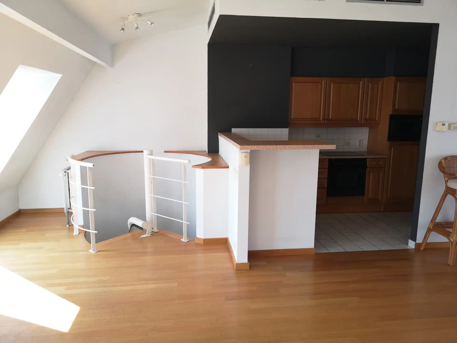 Duplex-appartement met twee terrassen en garagebox foto 4