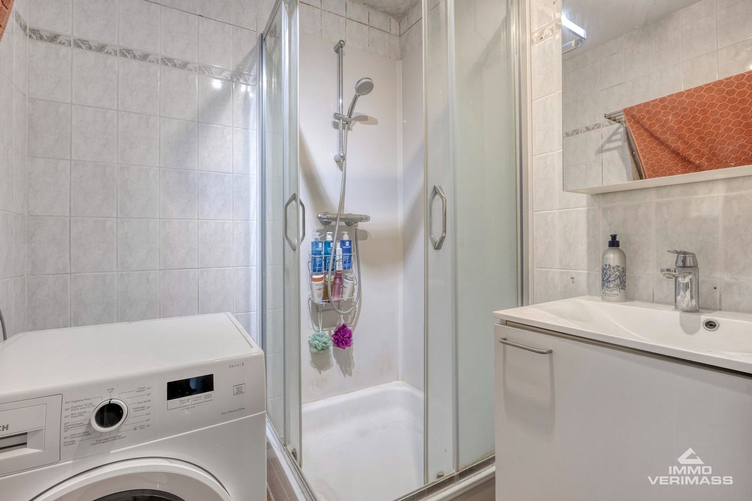 Instapklaar appartement met ruim uitzicht over de omgeving foto 18