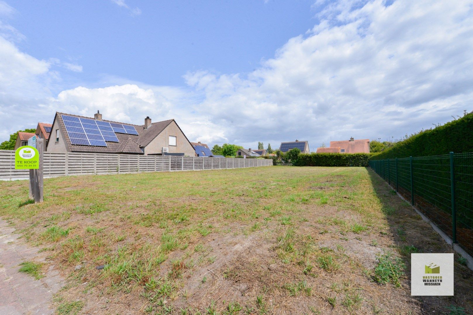(Half)open nieuwbouwwoning met 3 slaapkamers op 448 m2 foto 3