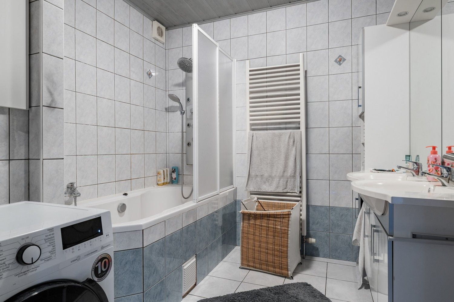 3 slaapkamer appartement in het centrum van Hamont! foto 11