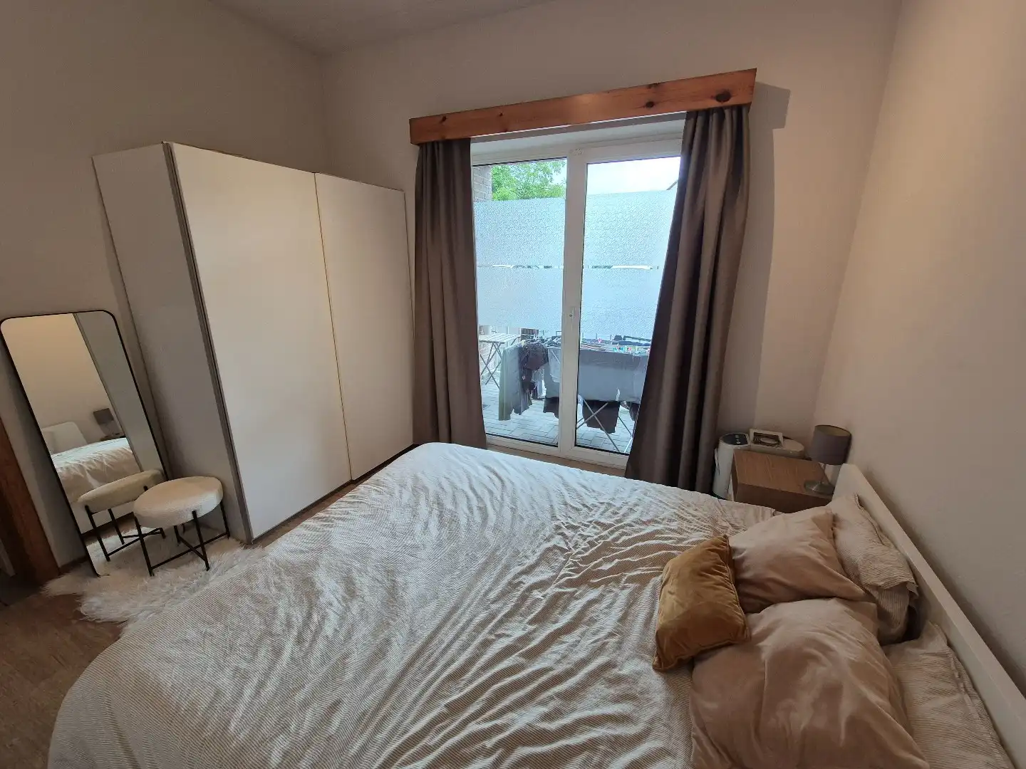 Gelijkvloers appartement met terras en autostandplaats foto 5