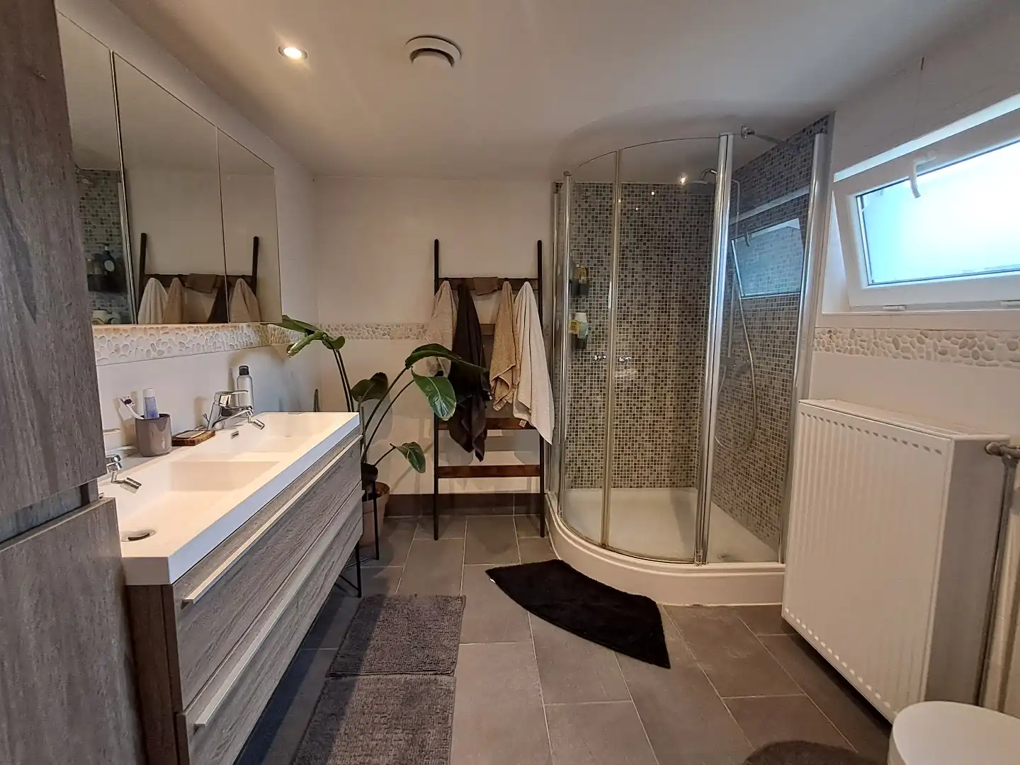  Ruime woning in Sint-Kruis foto 10