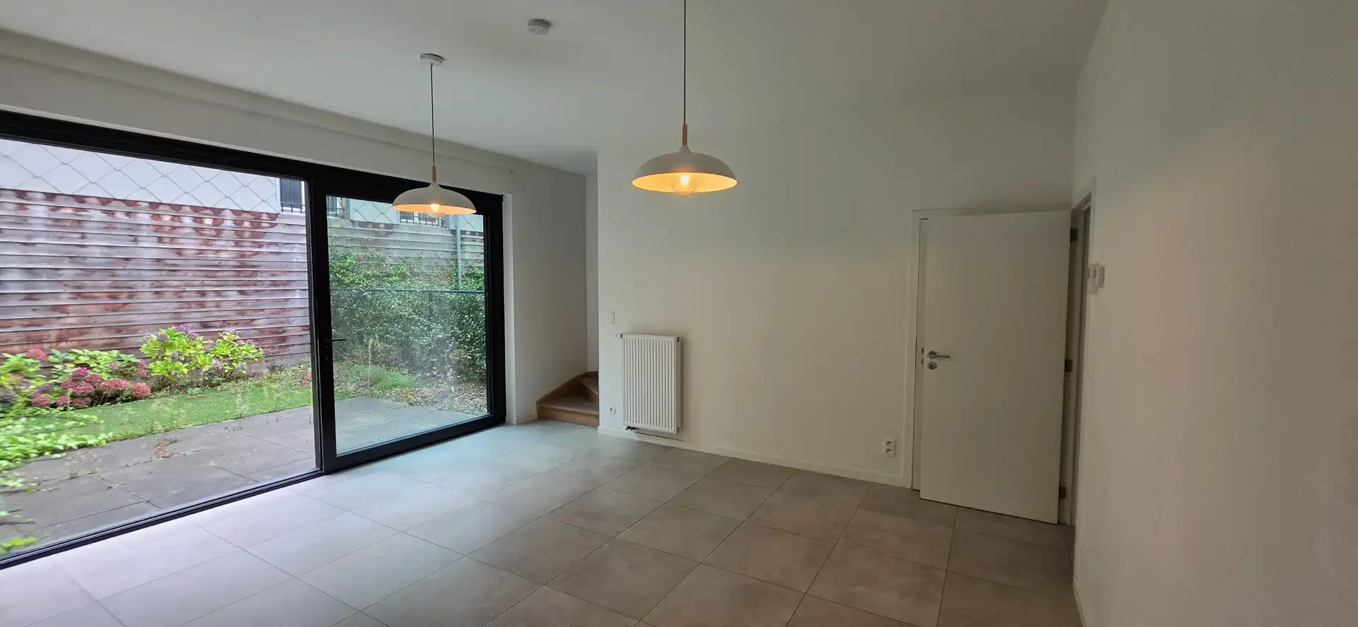 Ruime stadswoning met 3 slaapkamers, privétuin en ondergrondse staanplaats in Antwerpen foto 14