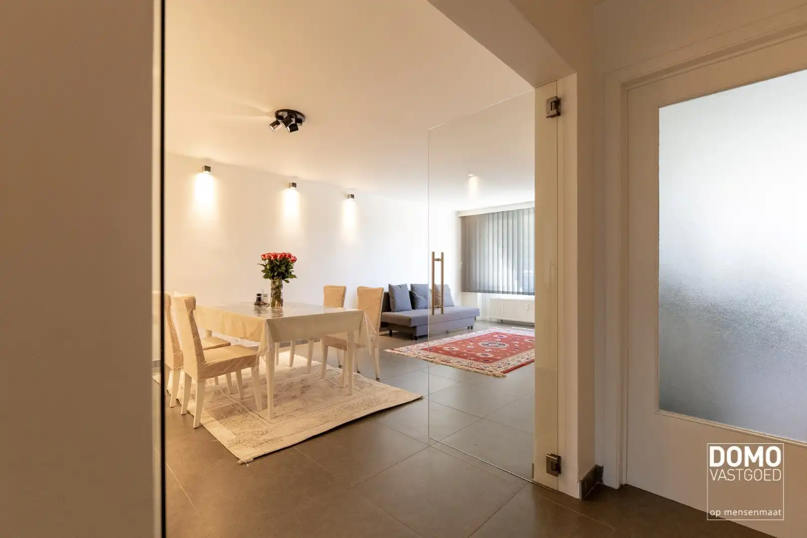 RUIM 2-SLAAPKAMERAPPARTEMENT MET TWEE TERRASSEN EN ENERGIELABEL B foto 3