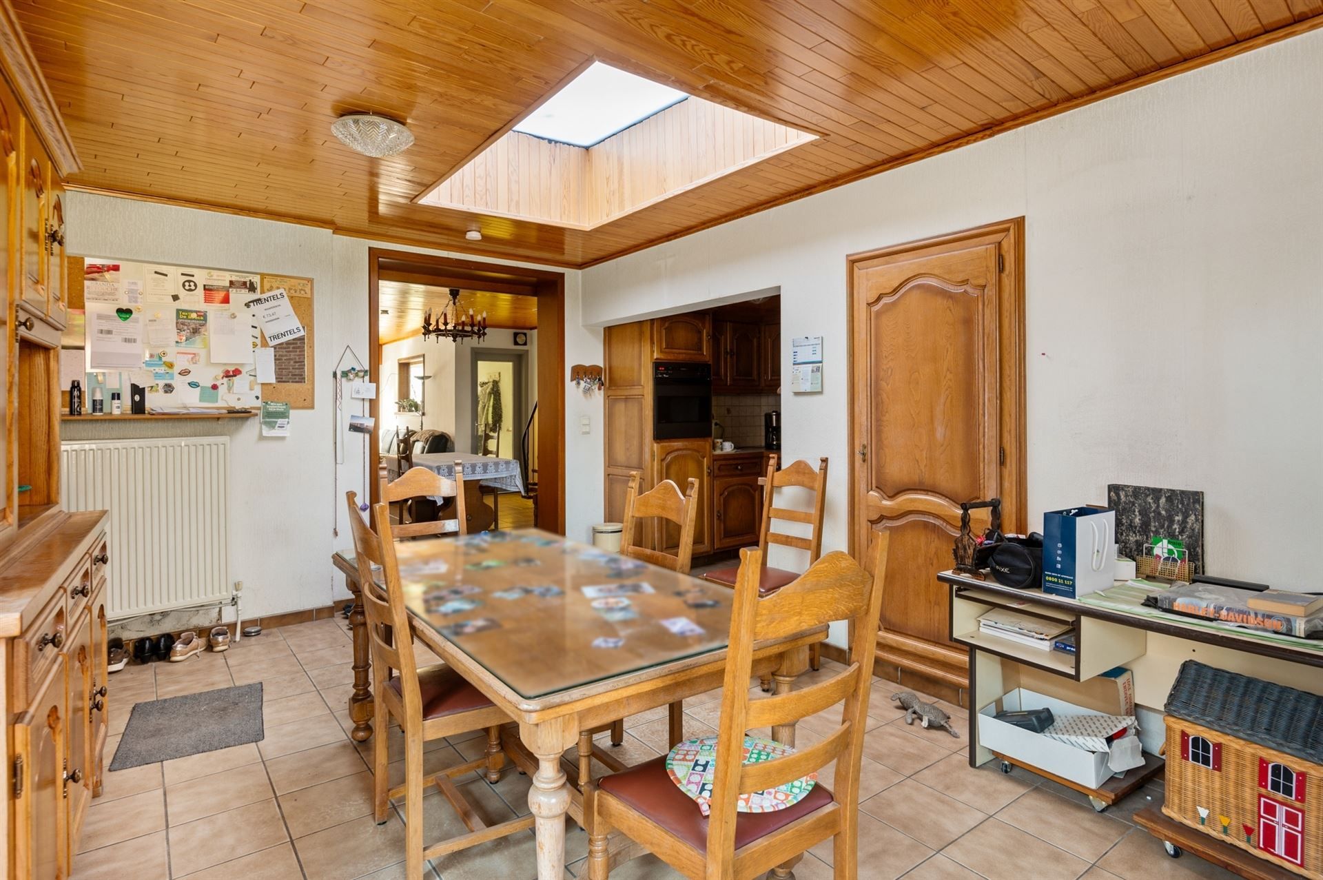 RUIME 5-SLPK-WONING MET GROTE TUIN foto 5