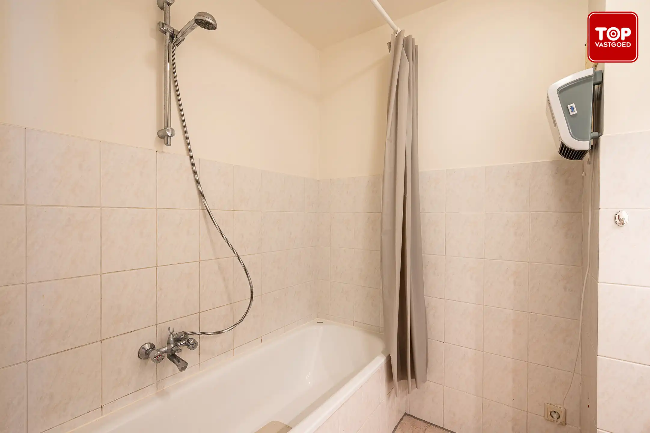 Ruim en lichtrijk 2 slaapkamerappartement in Waarschoot foto 11