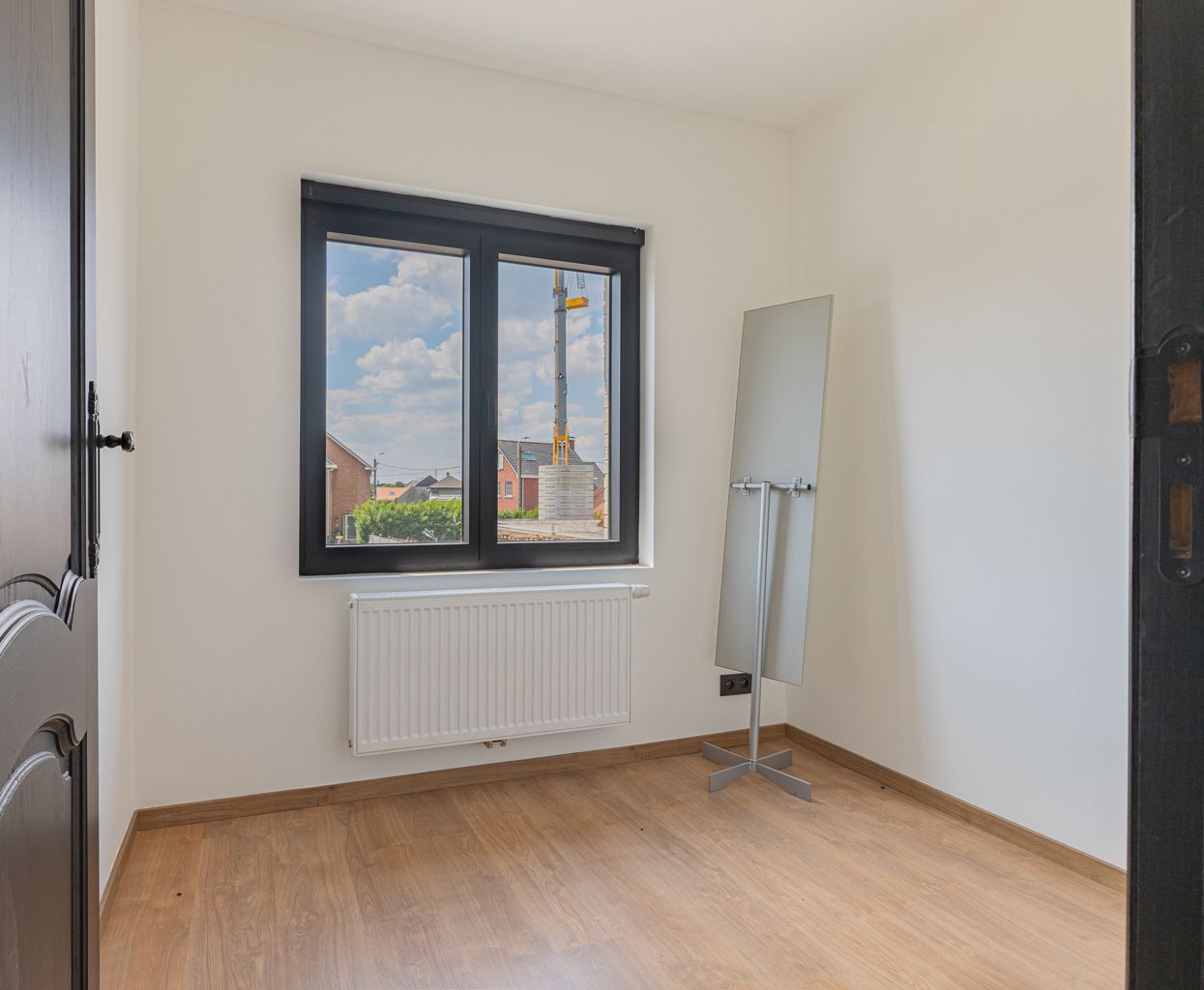 Instapklare gezinswoning met garage in hartje Sint-Amands! foto 8