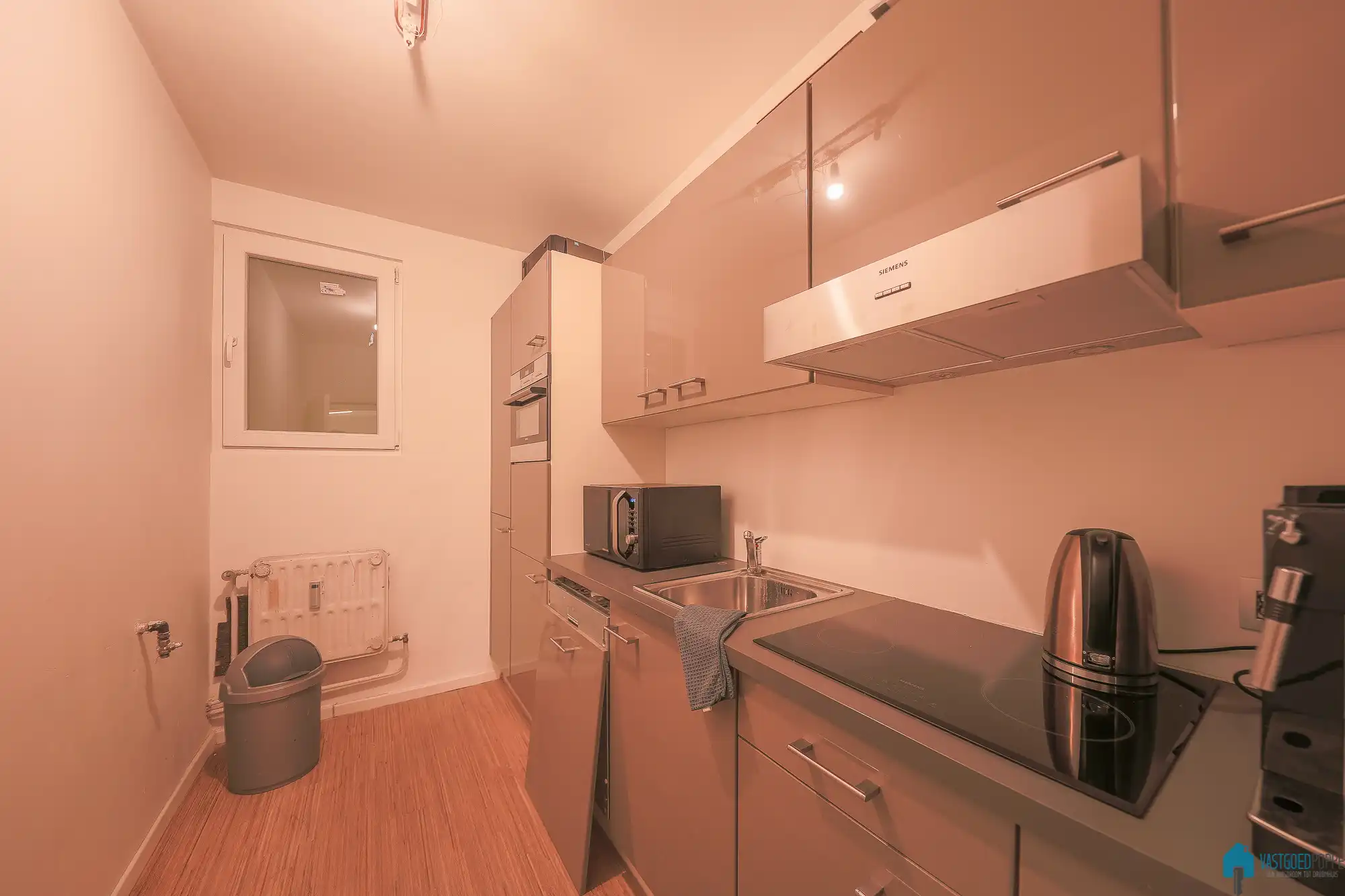 Gelijkvloers-appartement palend aan het Zuidpark foto 7