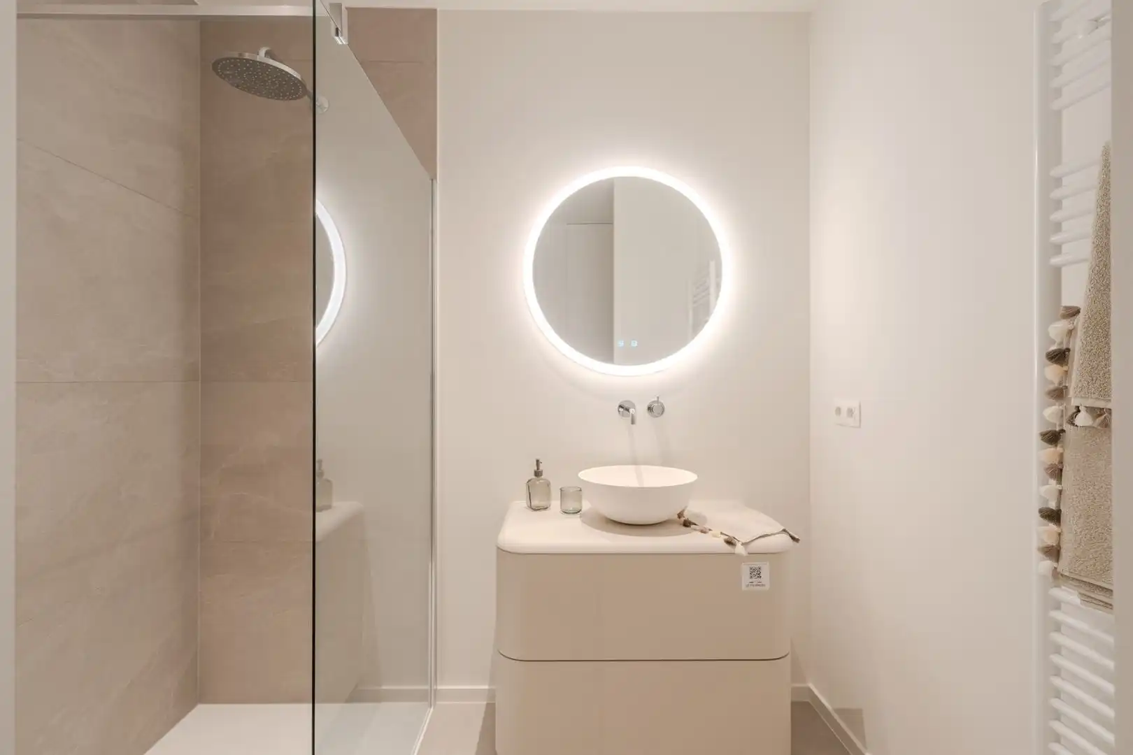 Instapklaar nieuwbouwappartement op de Zeedijk !  foto 11