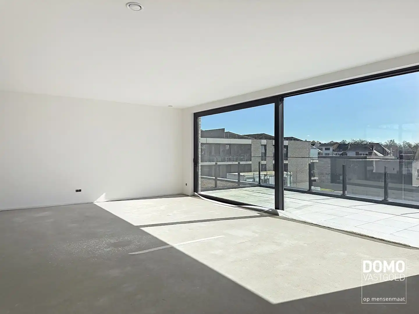 KNAP ARCHITECTURAAL WOONPROJECT IN HET CENTRUM VAN KERMT foto 4