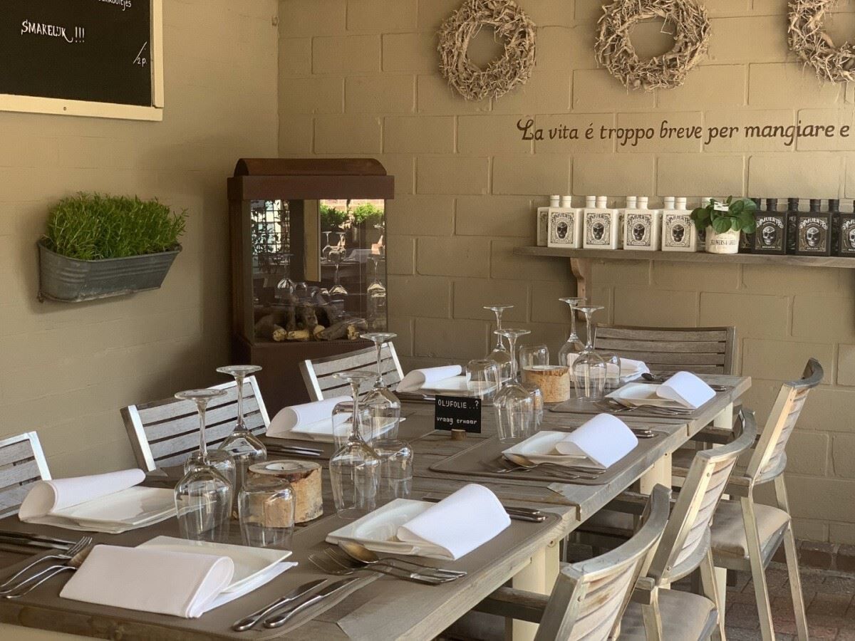 Gekend Italiaans restaurant met prachtig luxe-appartement foto 12