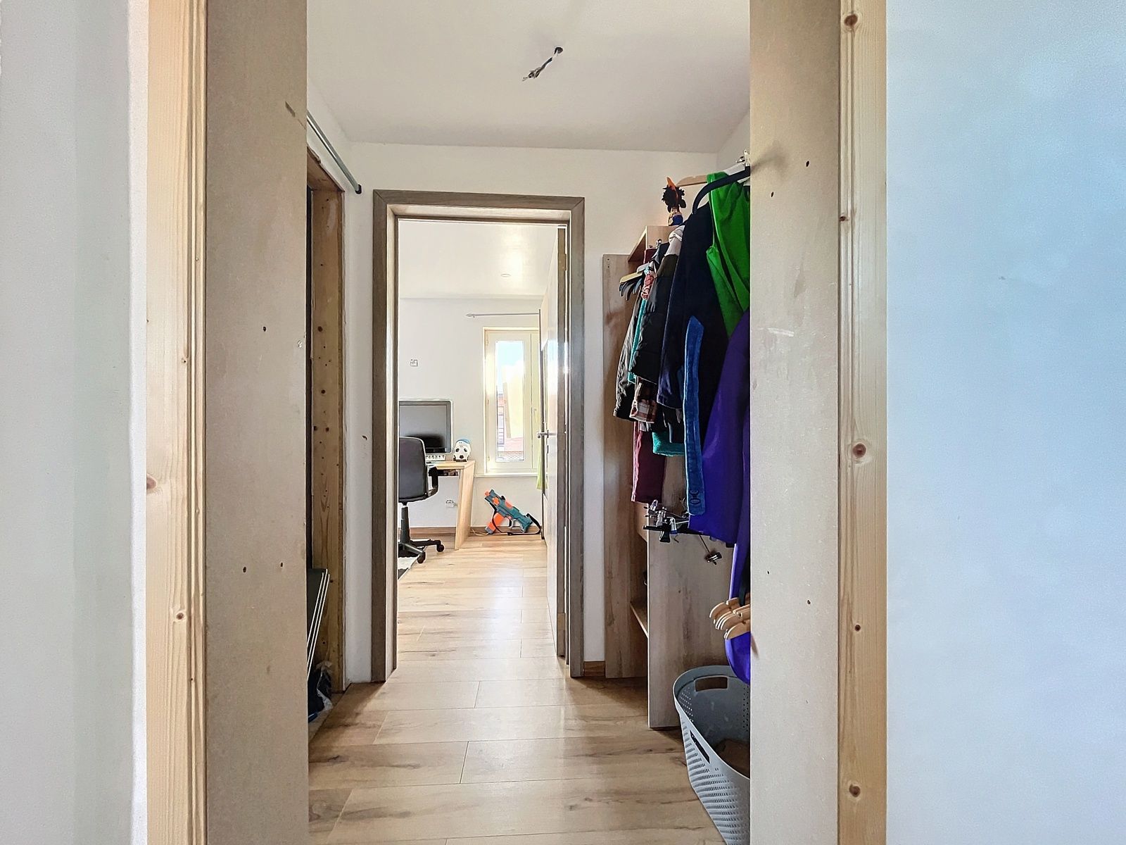 DEELS TE RENOVEREN WONING IN LANDEN foto 15