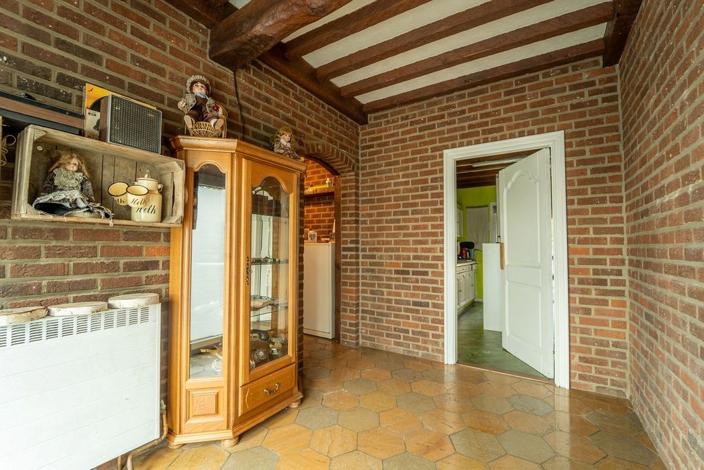 RUIME GELIJKVLOERSE WONING MET 3 SLAAPKAMERS, GARAGE EN RUIME TUIN TE HASSELT (KERMT) foto 7