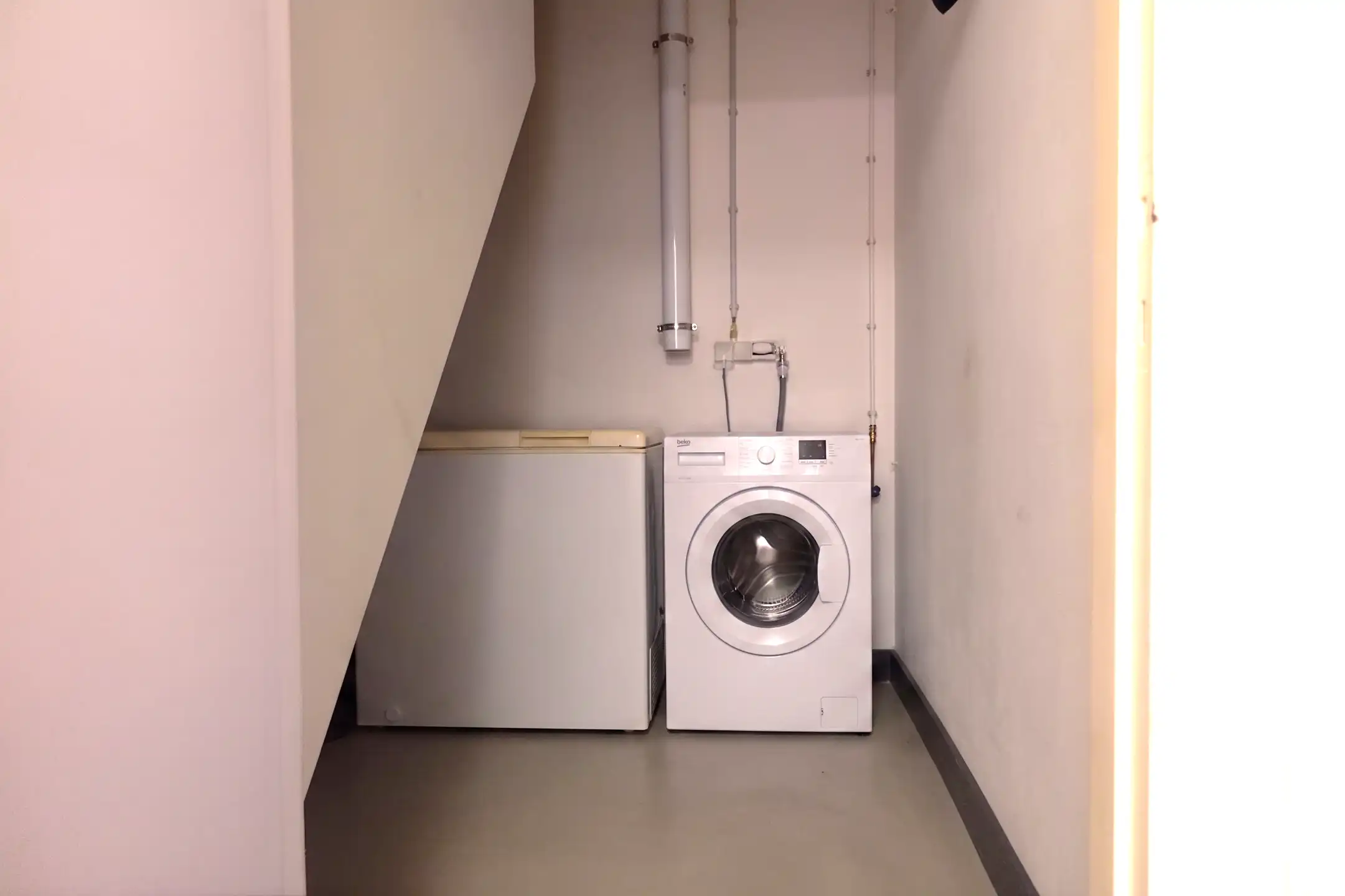 Modern 3-slp app met terras en staanplaats te Turnhout. foto 15