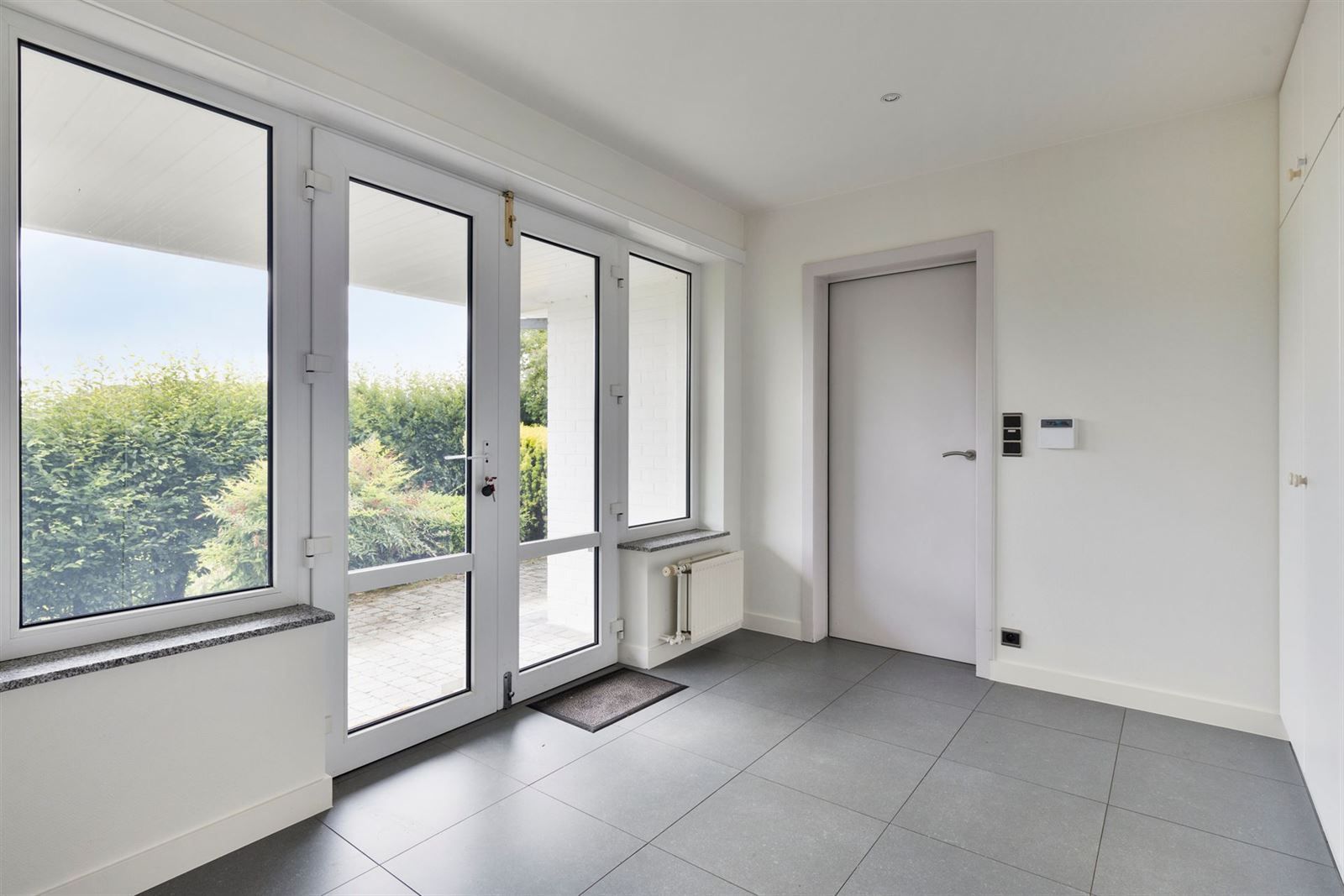 Ruime villa te huur op rustige locatie foto 12