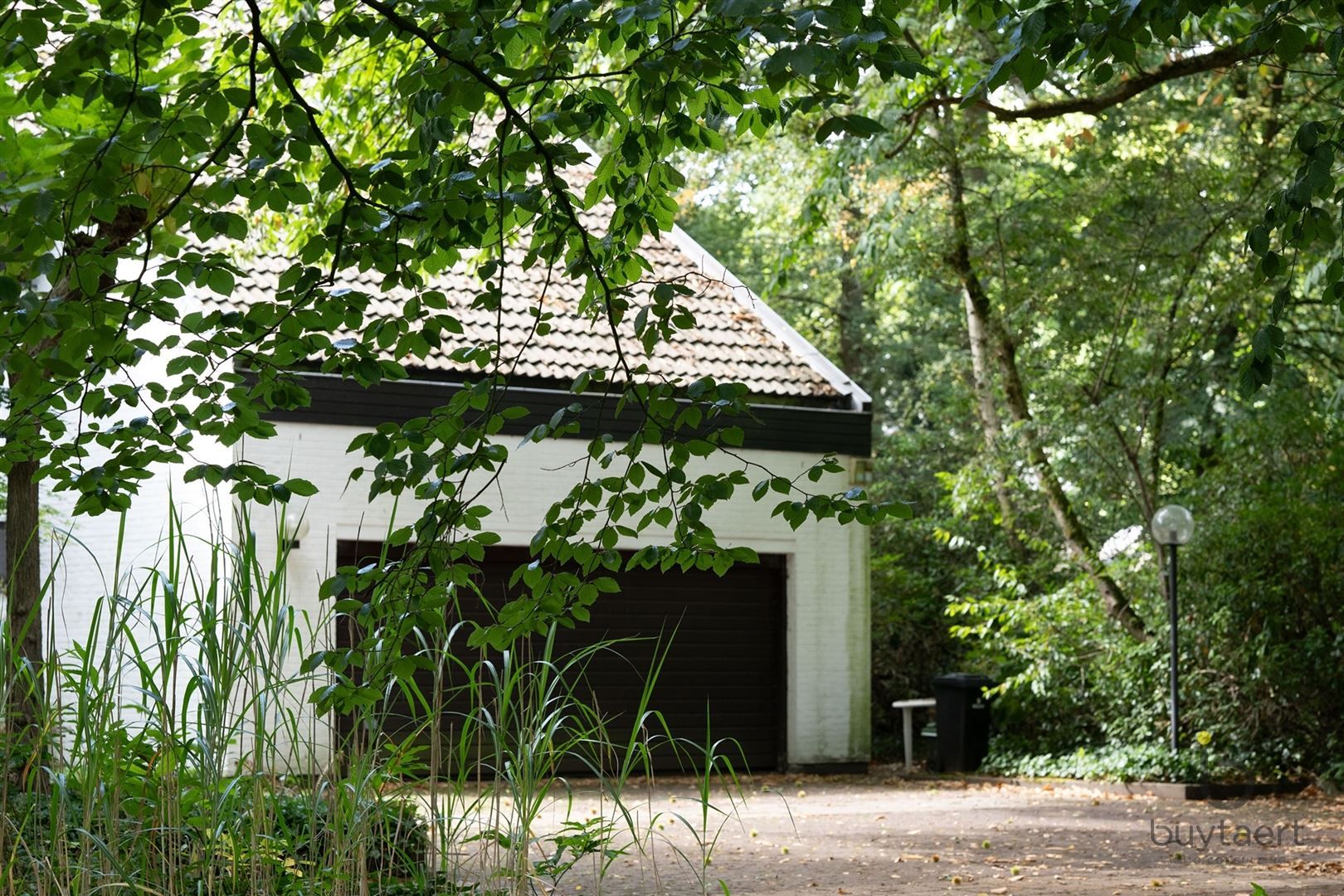 RUIMTE, LICHT ÉN KARAKTER: TE RENOVEREN 70’S VILLA MIDDEN IN HET GROEN! foto 58