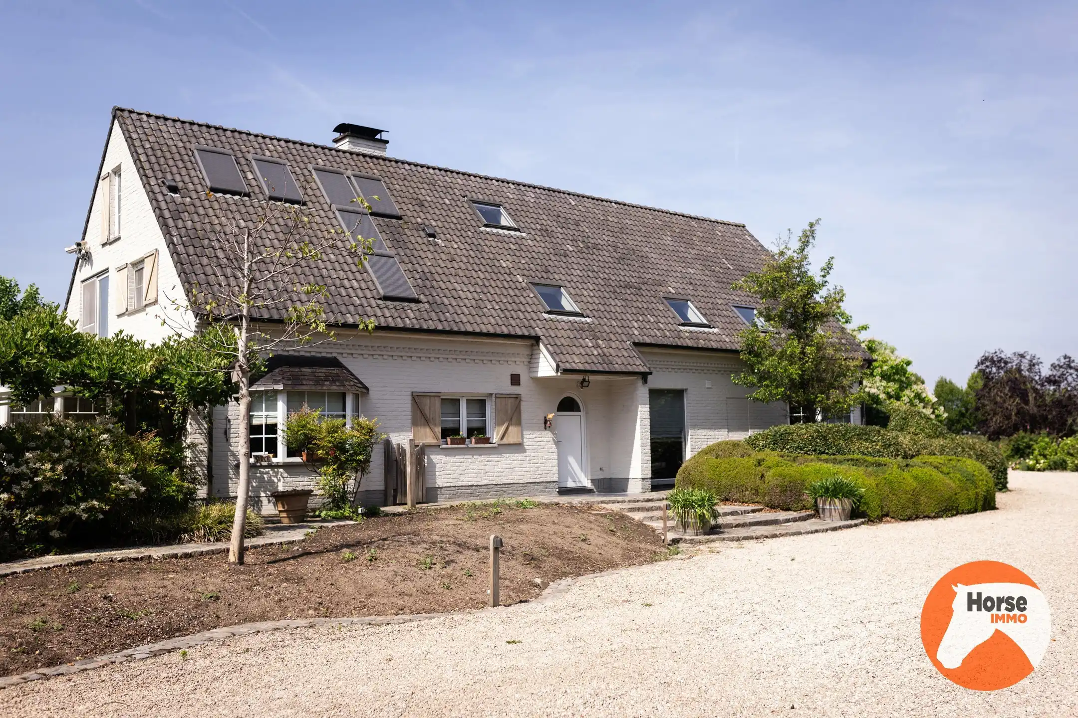 MERELBEKE -  Professioneel paardencomplex op 3,35HA foto 27